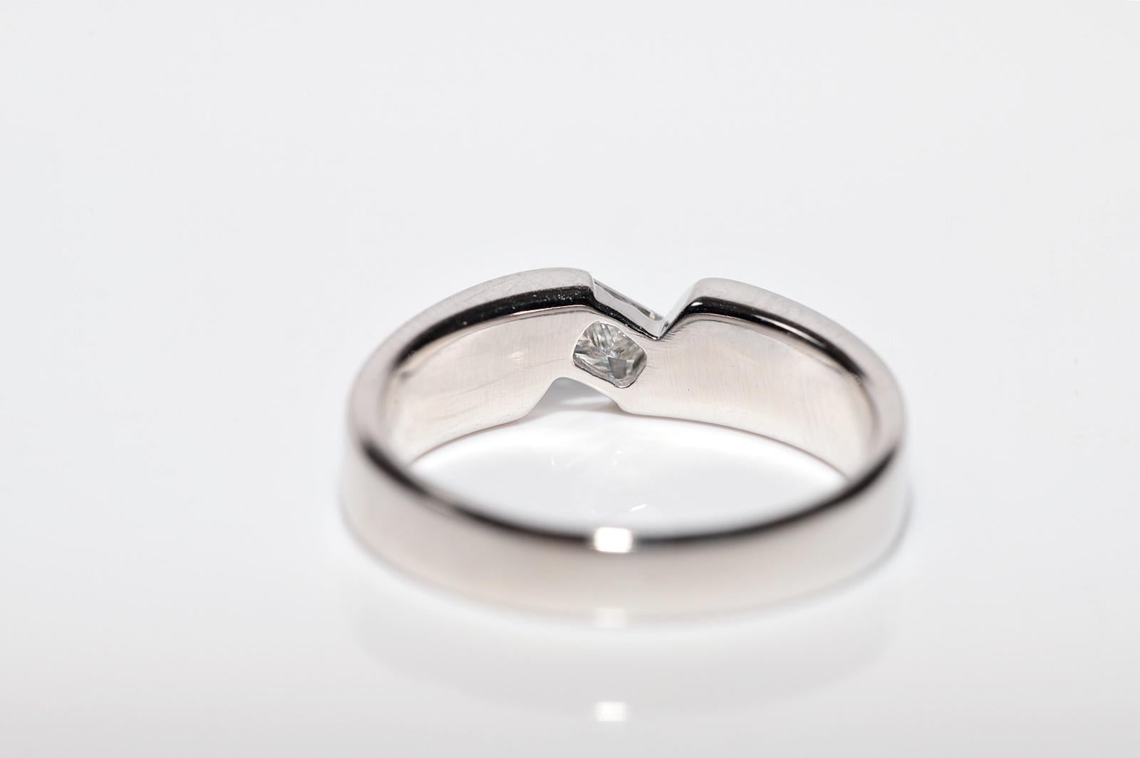 Vintage Circa 1990s 18k Gold Natural Princess Cut Diamond Solitaire Ring For Sale 9