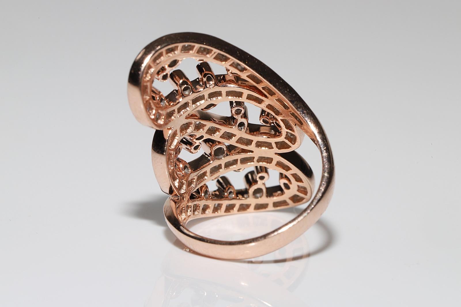 Vintage Circa 1990s 18k Gold Rose Gold  Natural Diamond Decorated Strong Ring For Sale 7