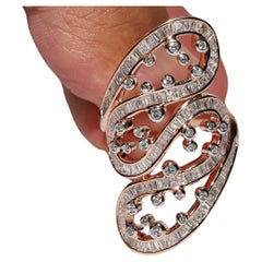 Vintage Circa 1990s Oro rosa 18k  Anillo Fuerte Decorado con Diamantes Naturales