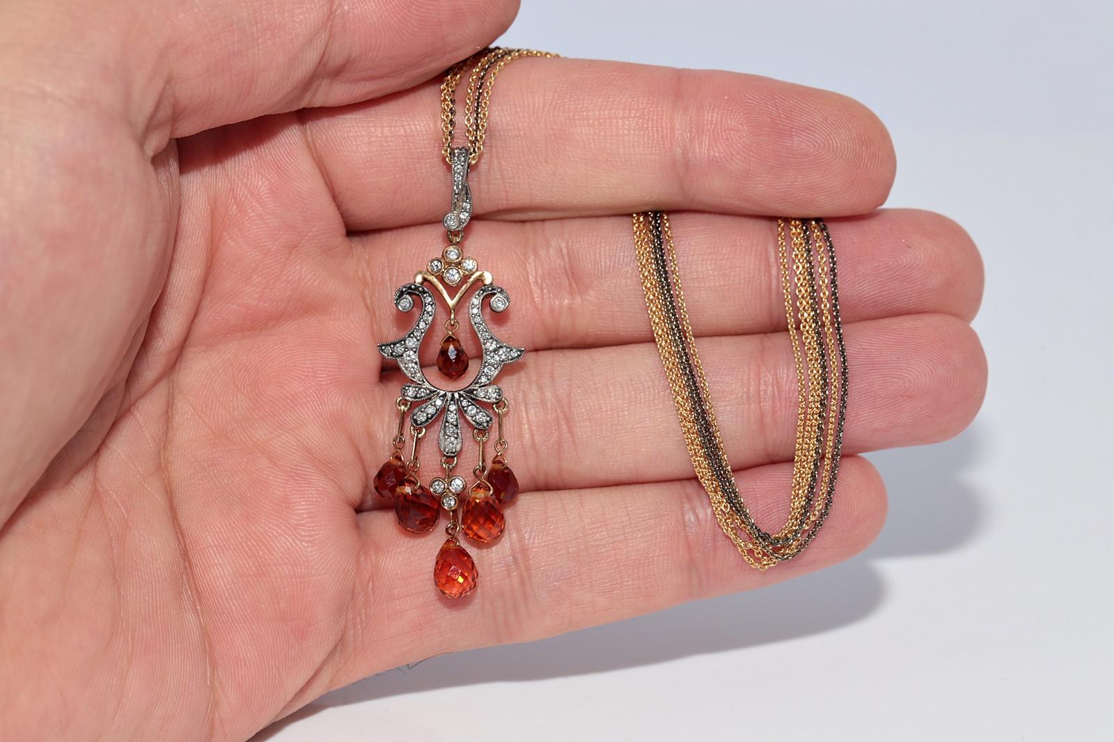 Vintage Circa 1990s 18k Gold Top Silver Natural Diamond And Topaz Necklace en vente 5