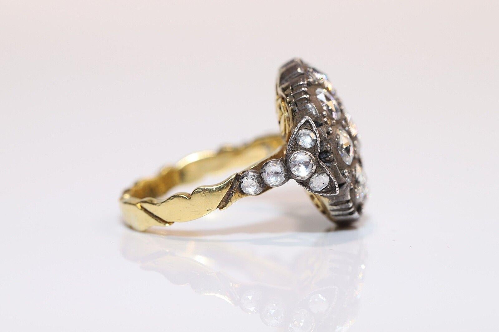 Women's Vintage Circa 1990s 18k Gold Top Silver Natural Diamond Decorated Ring For Sale