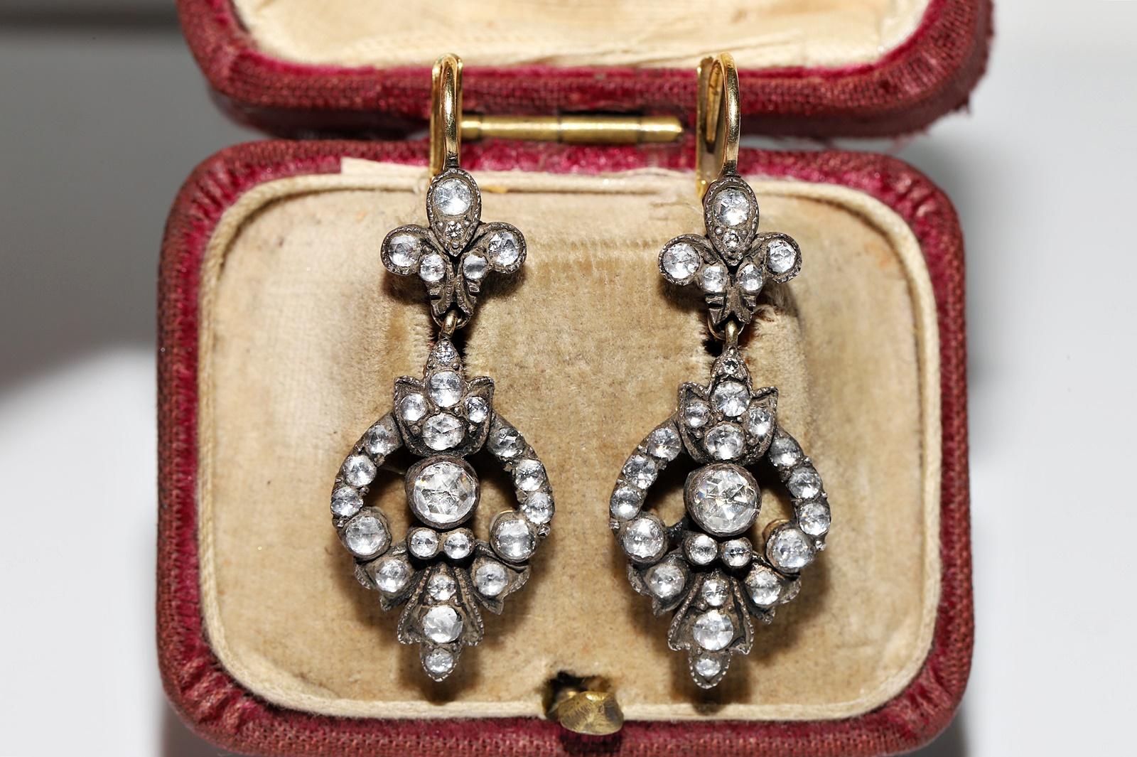 In very good condition.
Total weight is 9.9 grams.
Totally is diamond 2 ct.
The diamond is has H color and vs-s1-s2 clarity.
Box is not included.
Please contact for any questions.
