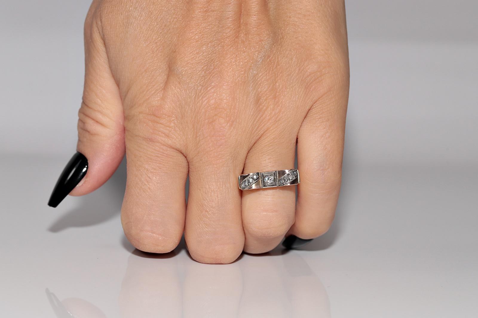 Vintage Circa 1990er Jahre 18k Weißgold Natürlicher Diamant Dekoriert  Würfel Stil Ring (Brillantschliff) im Angebot