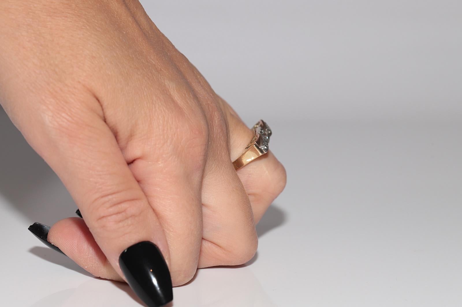 Vintage Circa 1990er Jahre 18k Weißgold Natürlicher Diamant Dekoriert  Würfel Stil Ring Damen im Angebot