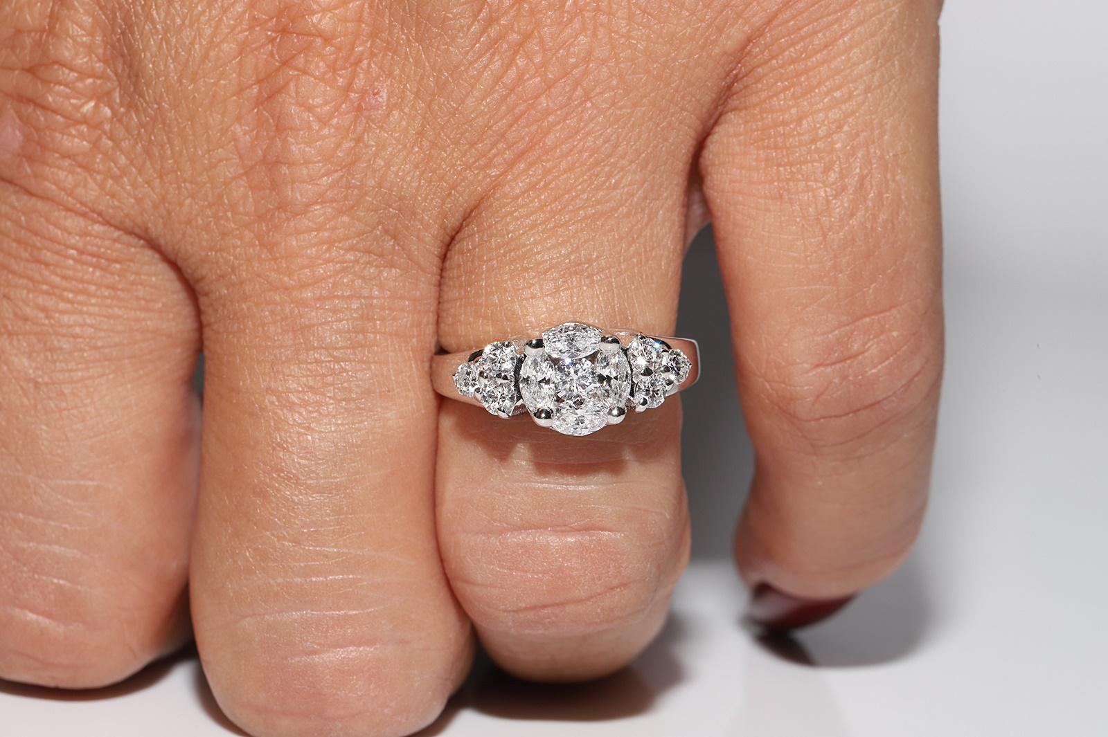 Vintage Circa 1990er Jahre 18k Weißgold Natürlicher Diamant Dekorierter Vintage-Ring im Angebot 7