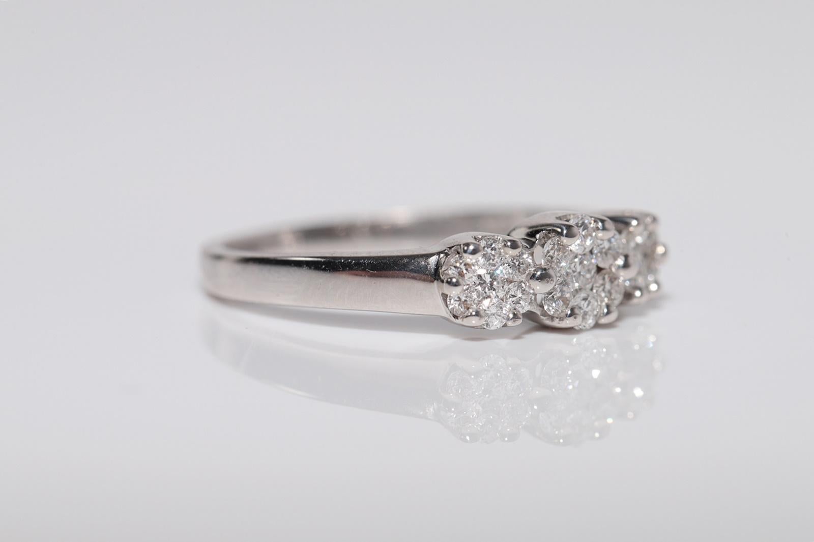 Vintage Circa 1990er Jahre 18k Weißgold Natürlicher Diamant Dekorierter Vintage-Ring im Angebot 3