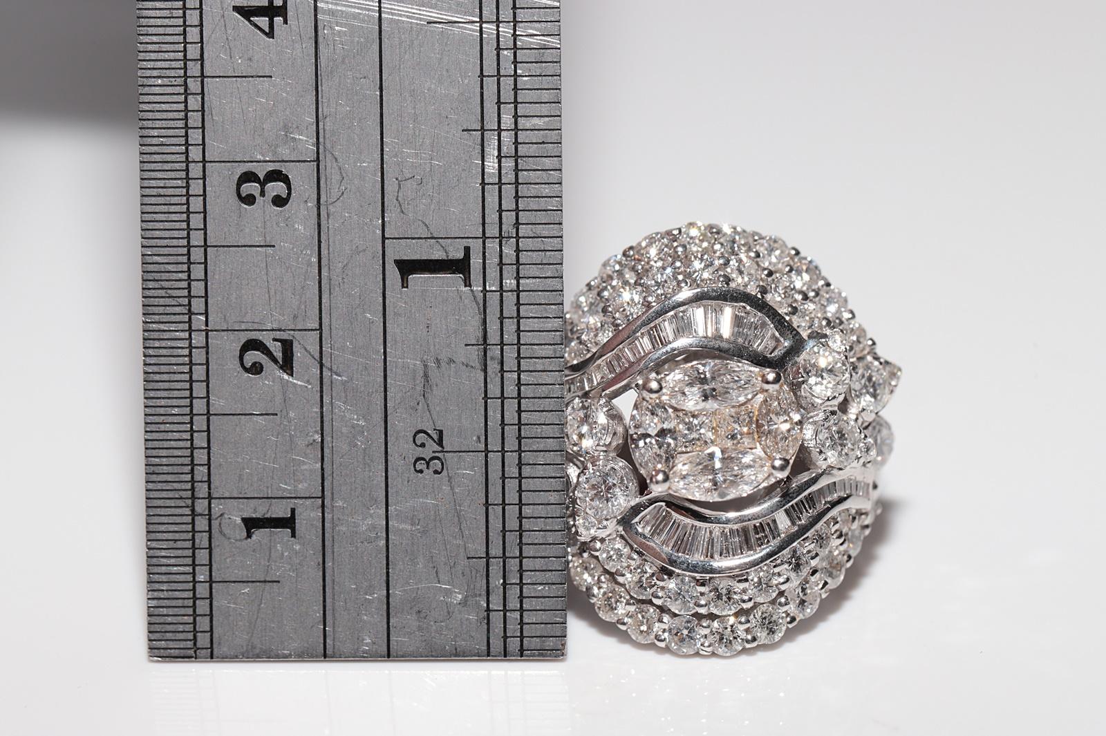 Anillo Fuerte Vintage Circa 1990s Oro Blanco 18k Decorado con Diamantes Naturales en Bueno estado para la venta en Fatih/İstanbul, 34