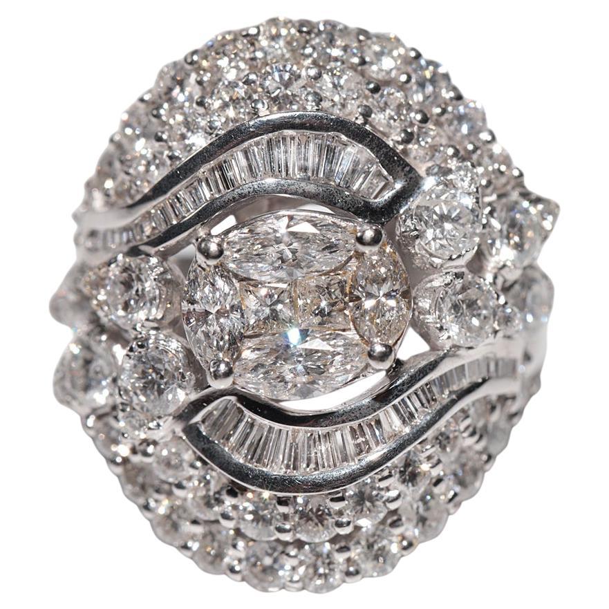Anillo Fuerte Vintage Circa 1990s Oro Blanco 18k Decorado con Diamantes Naturales en venta