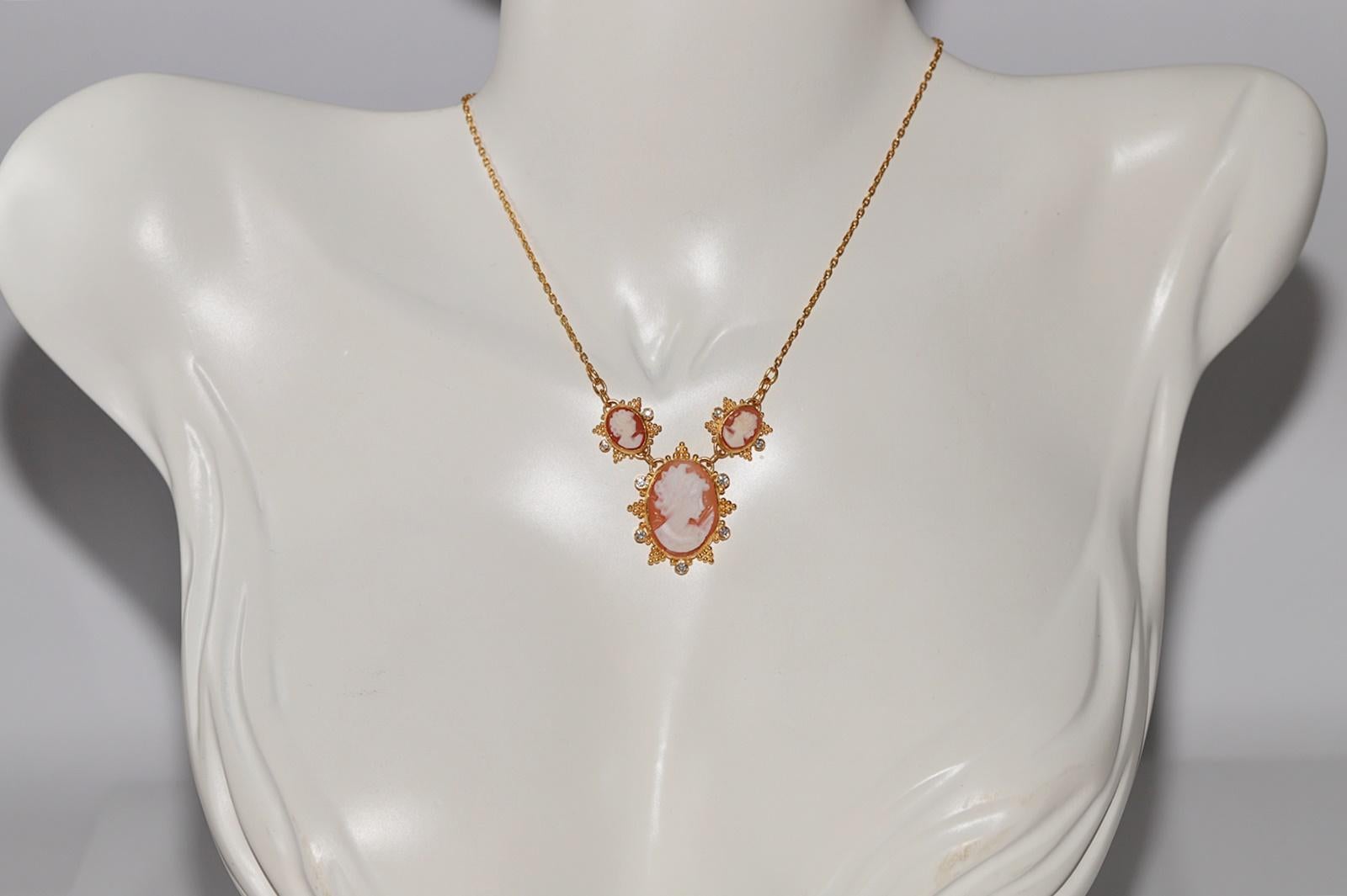 Rétro Vintage Circa 1990 Collier en or 24k fait à la main avec des diamants naturels et des camées en vente