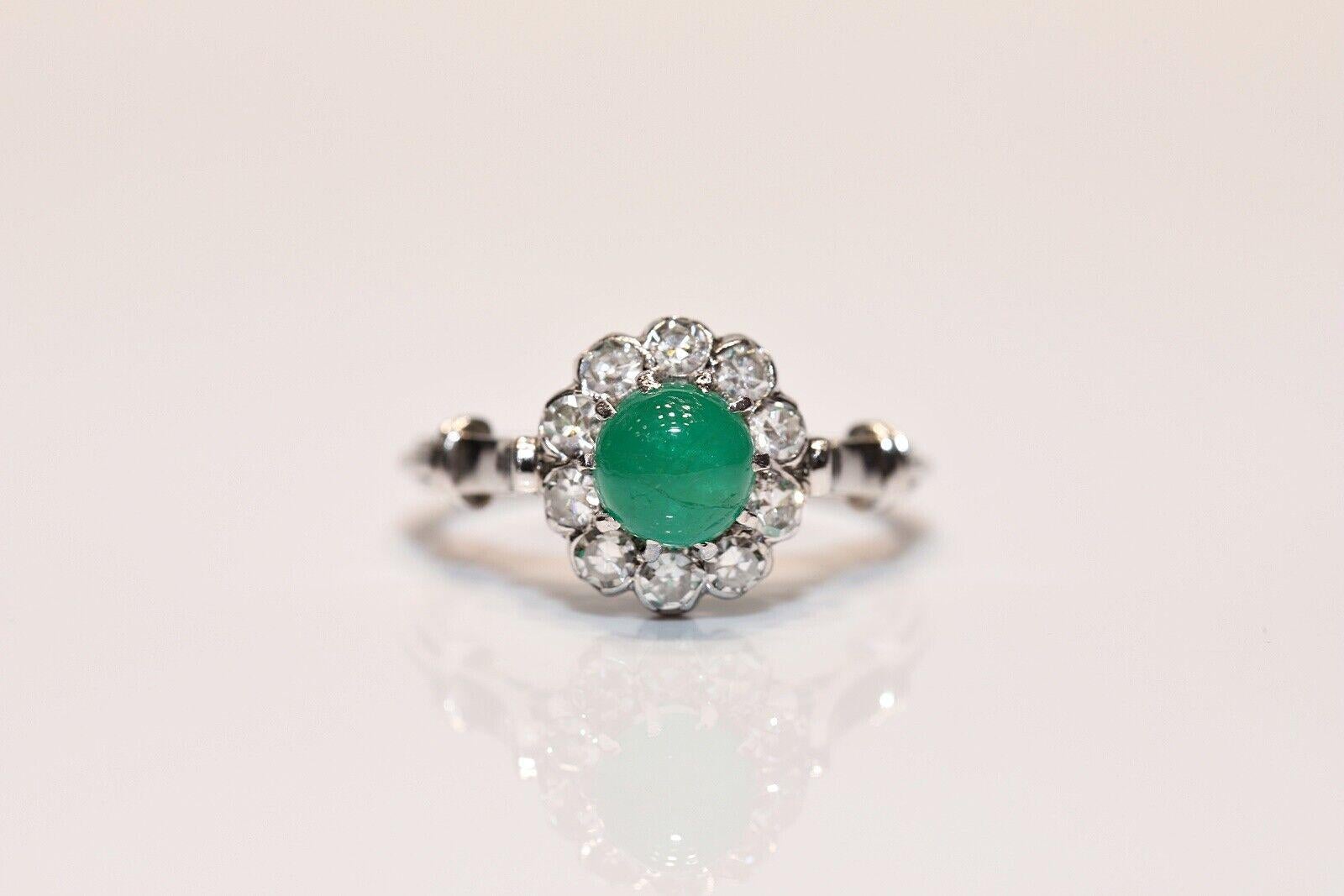Vintage Circa 1990s 8k Gold Natural Diamond And Cabochon Emerald Ring For Sale 5