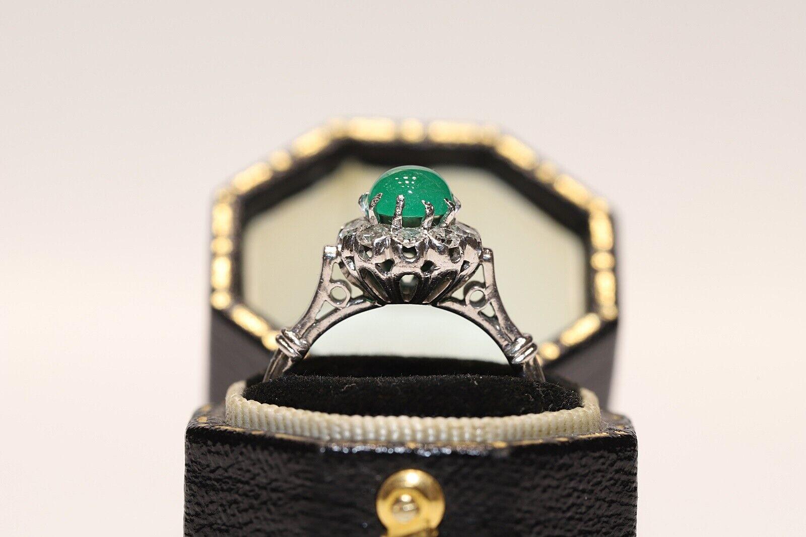 Vintage Circa 1990s 8k Gold Natural Diamond And Cabochon Emerald Ring For Sale 3