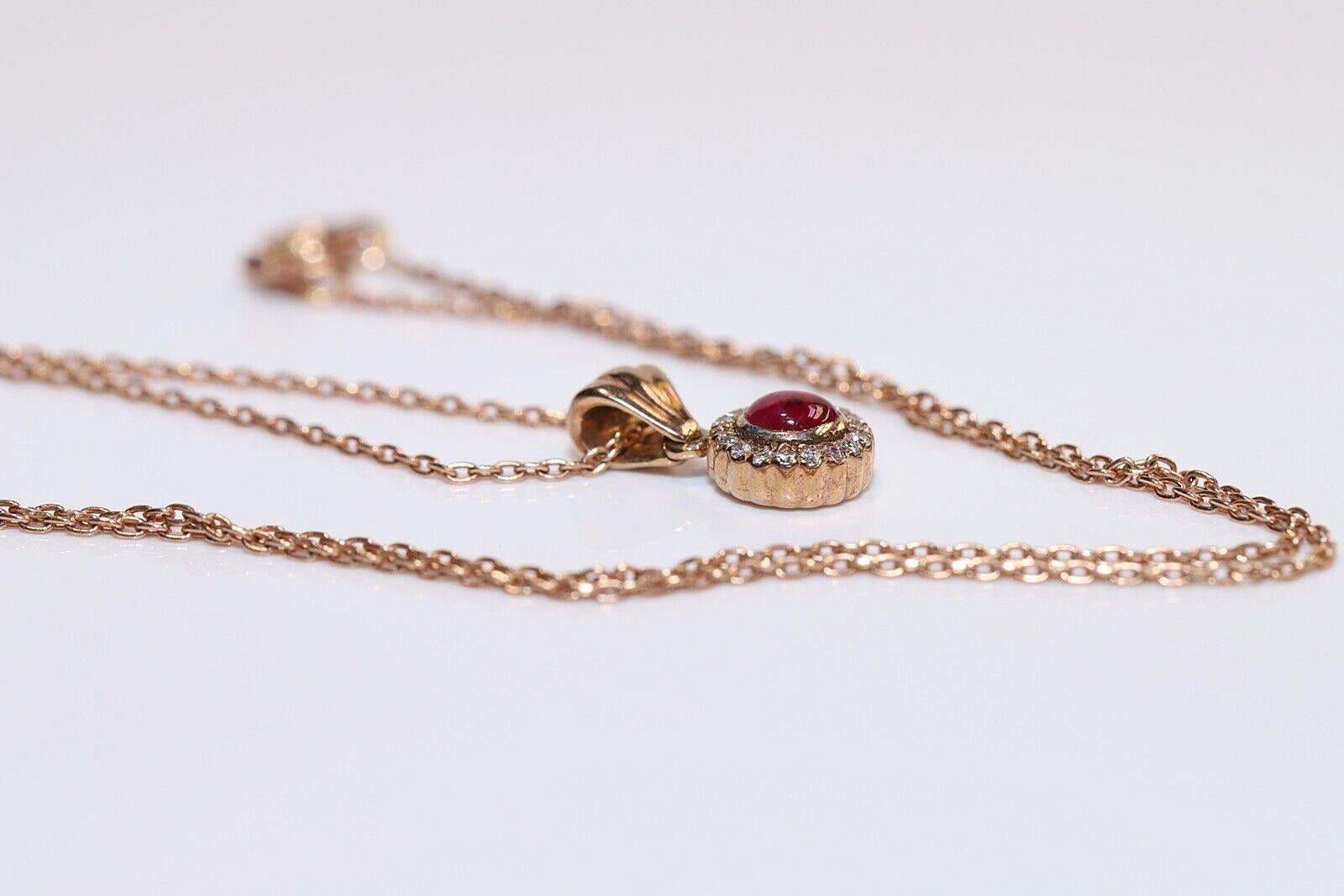 Vintage Circa 1990s 8k Gold Natural Diamond And Cabochon Ruby Pendant Necklace For Sale 2