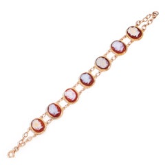 Vintage circa 1990s 9 Carat Rose Gold Agate Lady Chain Linked Cameo Bracelet