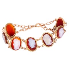Vintage circa 1990s 9 Carat Rose Gold Agate Lady Chain Linked Cameo Bracelet