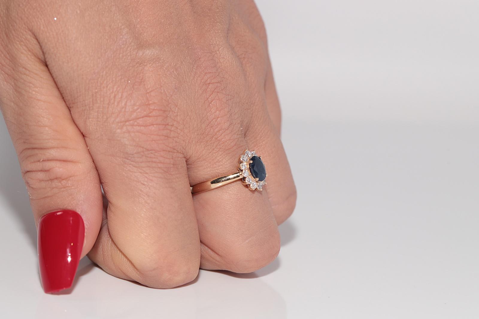 Vintage Circa 1990s 9k Gold Natural Diamond And Oval Cut Sapphire Ring In Good Condition For Sale In Fatih/İstanbul, 34