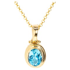 Vintage CIRCA anni '90 Ciondolo e catena in oro 9 carati con topazio blu brillante