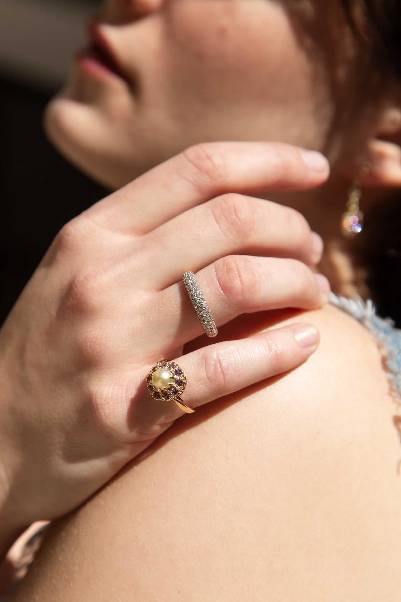 Vintage Circa 1990s Diamond Pave Band 18 Carat Yellow Gold In Good Condition In Hamilton, AU