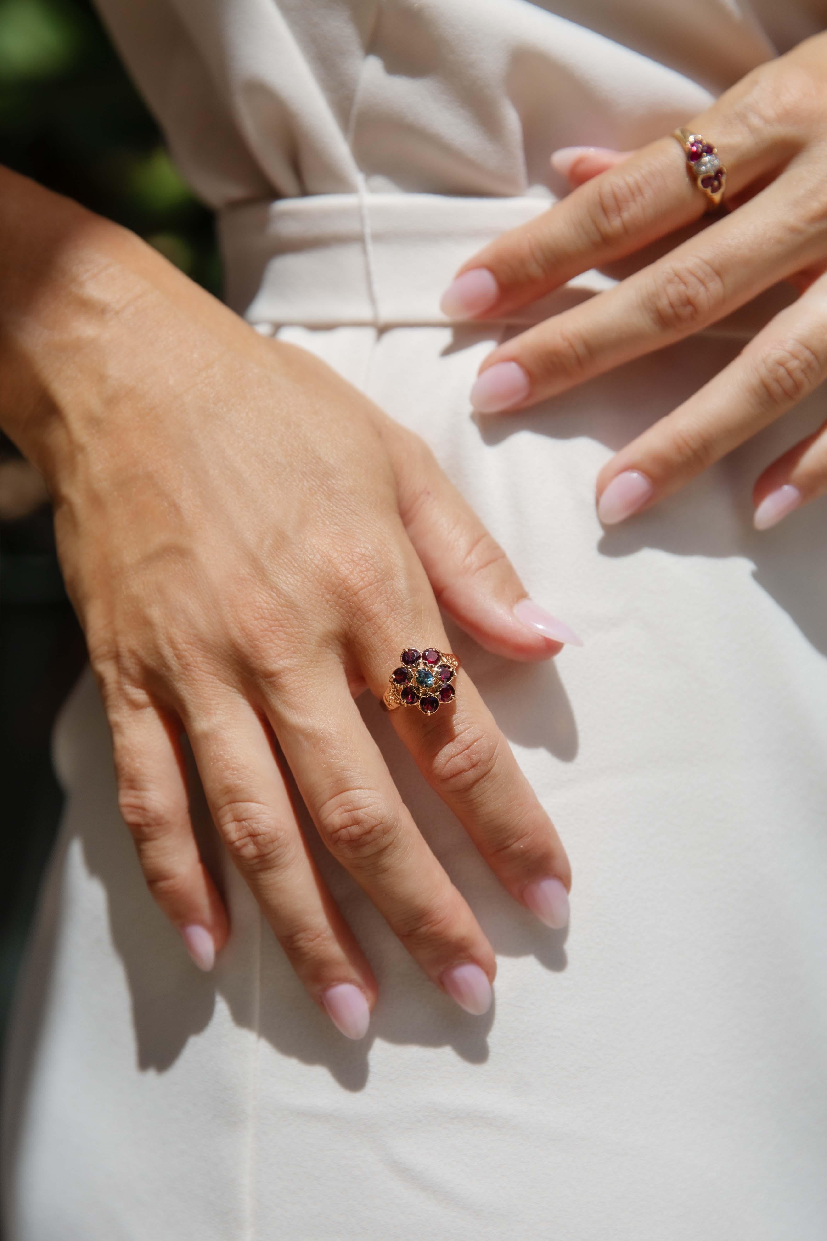 Women's Vintage Circa 1990s Diamond Sapphire Cluster Ring 14 Carat Yellow Gold For Sale
