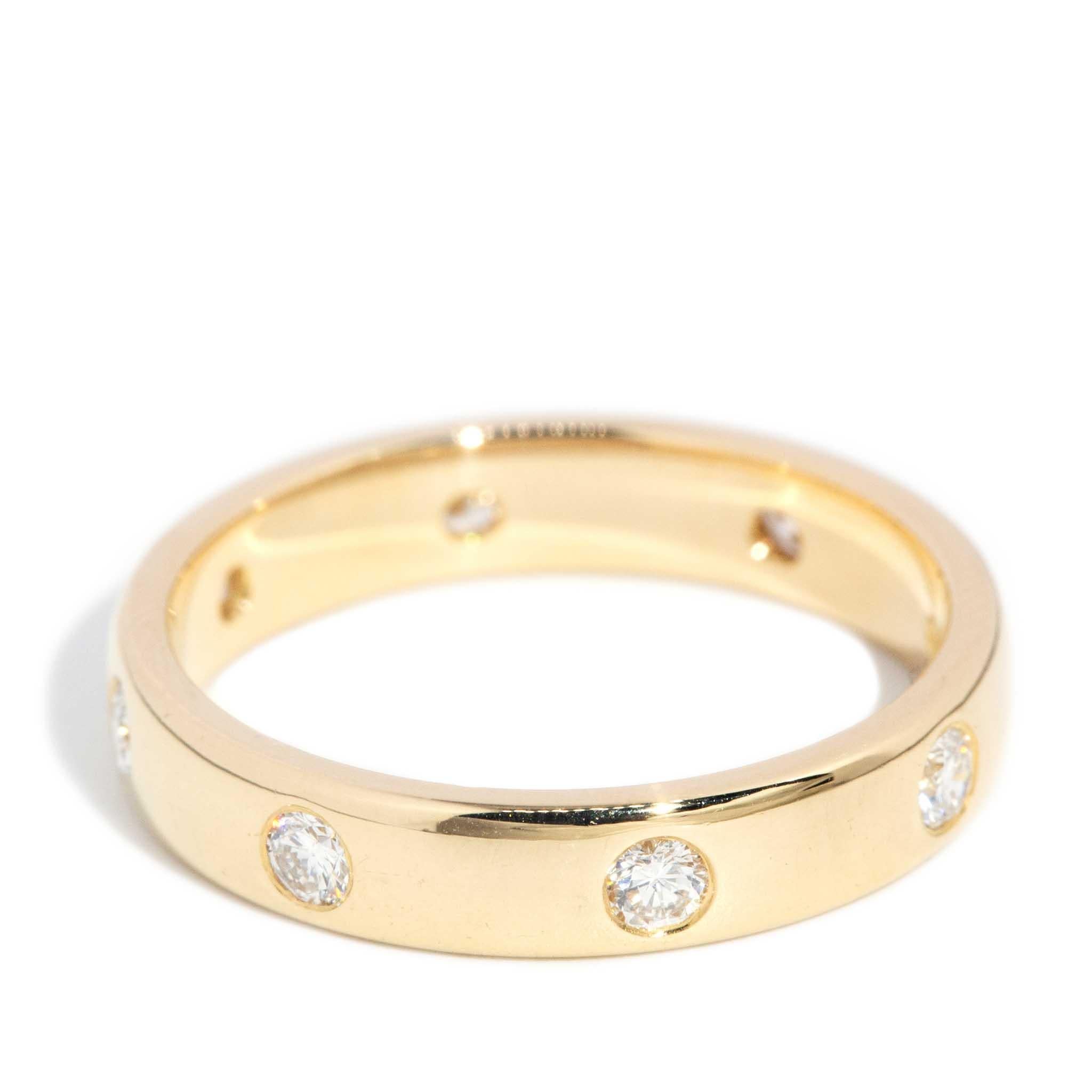 Modern Vintage Circa 1990s Hammer Set Diamond Band 18 Carat Yellow Gold