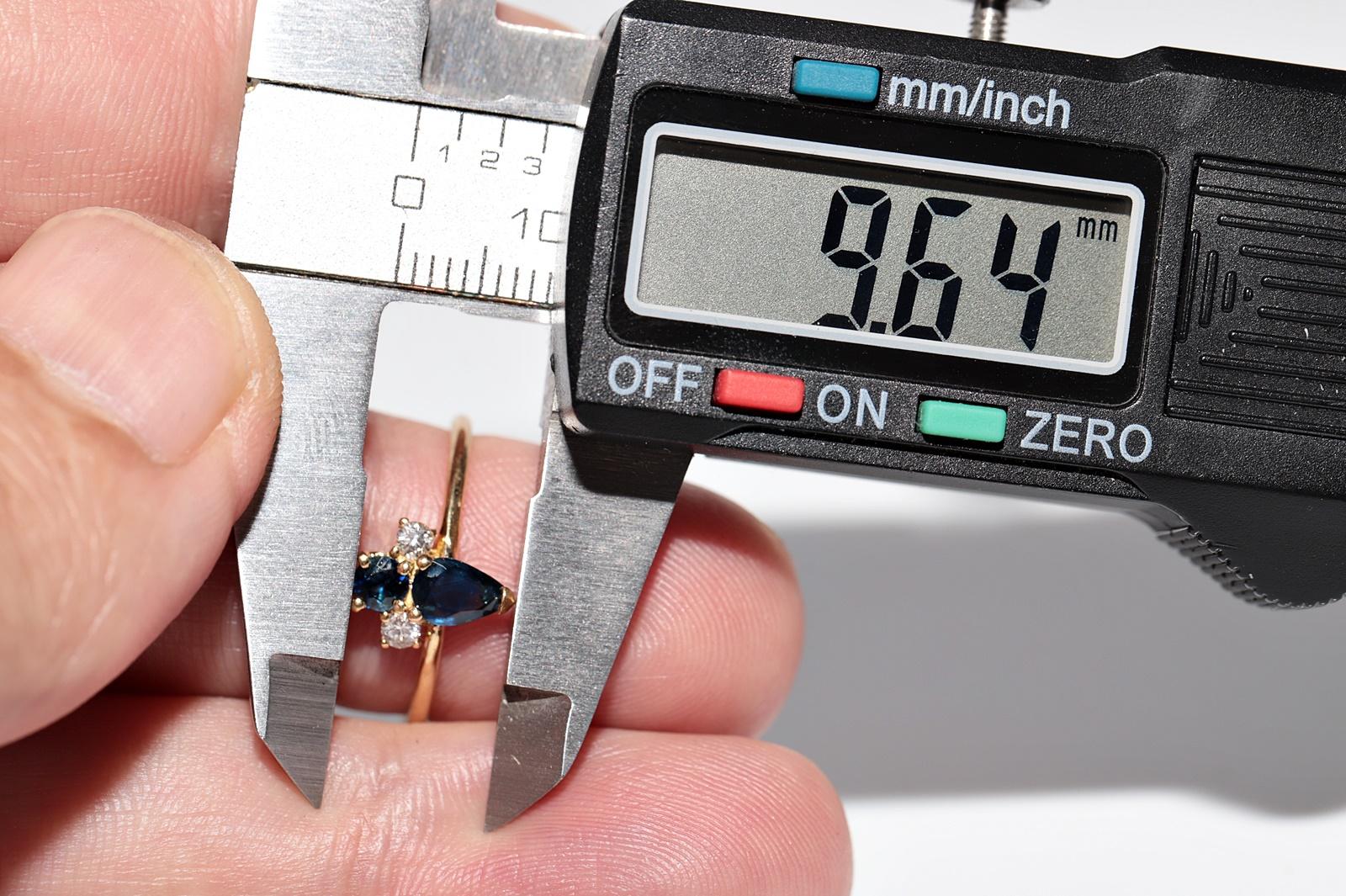 Handgefertigter Vintage-Ring aus 18 Karat Gold mit natürlichem Diamant und Saphir, ca. 1990er Jahre im Angebot 6