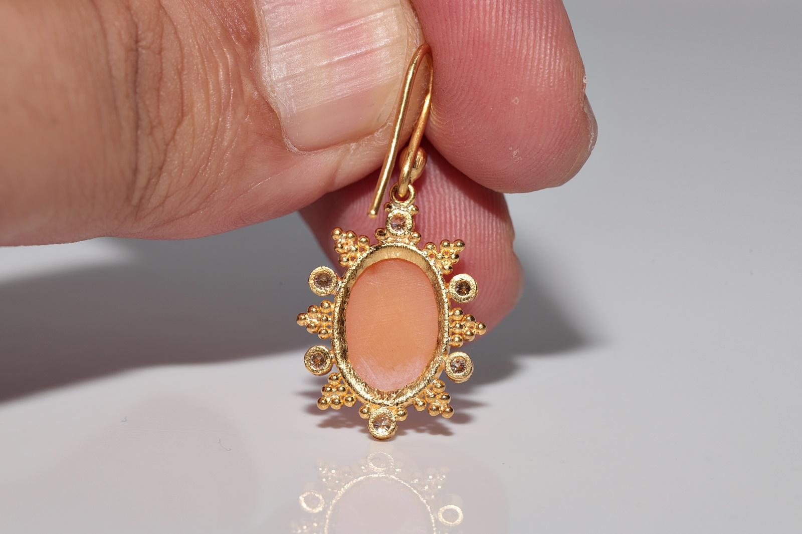 Handgefertigter Vintage Circa 1990er Jahre 24k Gold natürlicher Diamant und Kamee  Ohrring Tropfen im Angebot 5