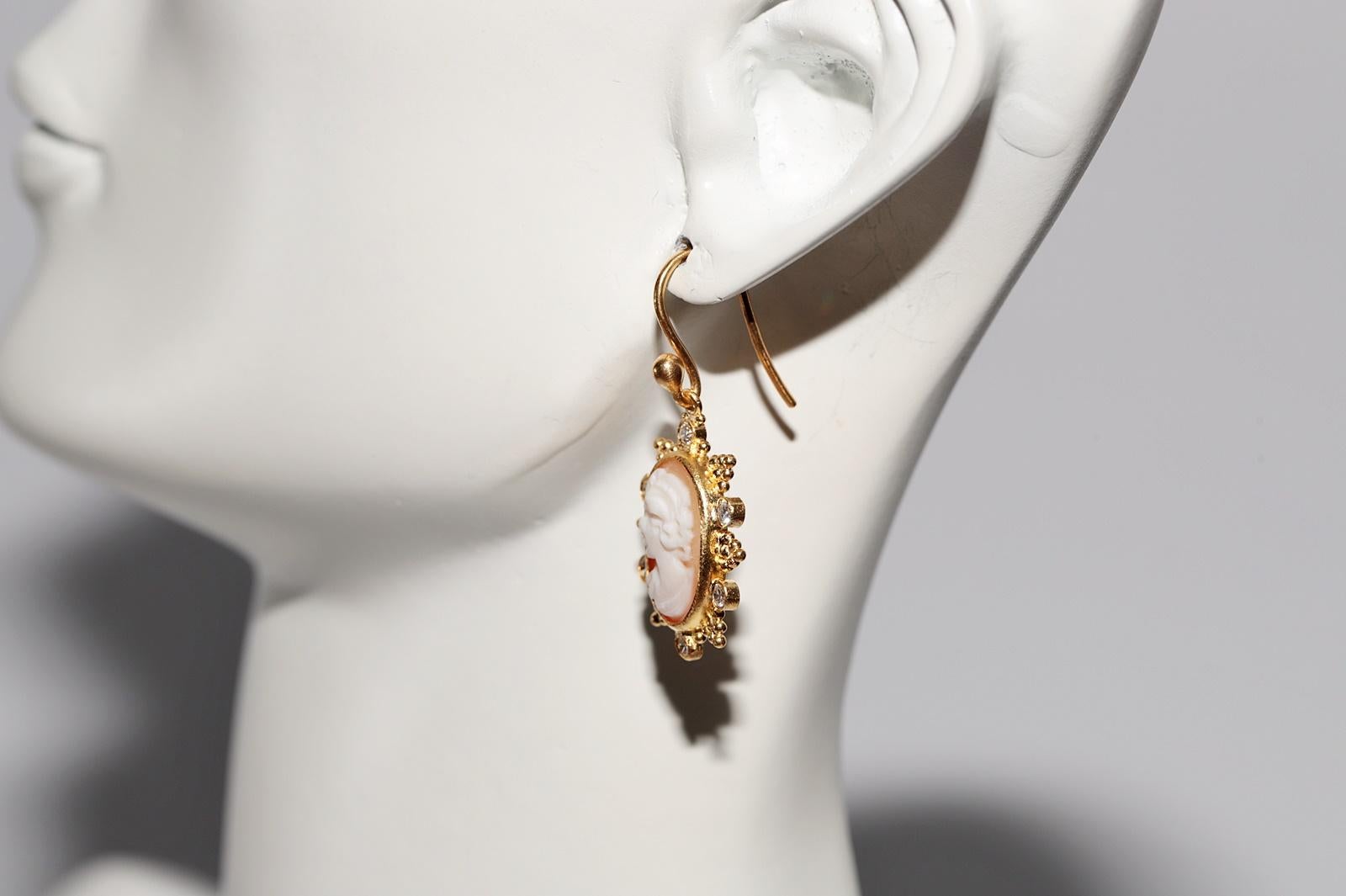 Handgefertigter Vintage Circa 1990er Jahre 24k Gold natürlicher Diamant und Kamee  Ohrring Tropfen im Angebot 11
