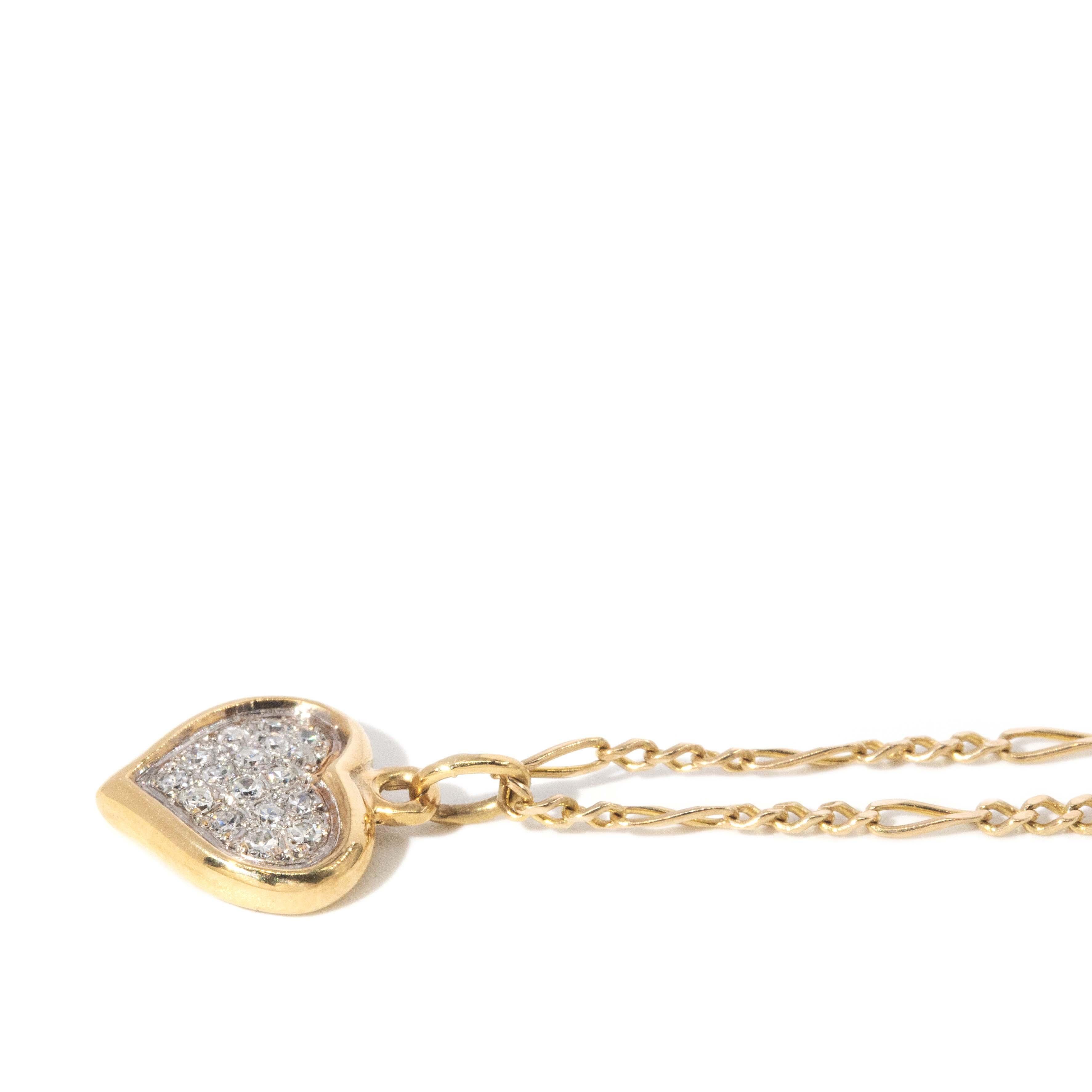 Modern Vintage Circa 1990s Heart Cluster 18 Carat Gold Pendant & 14 Carat Gold Chain