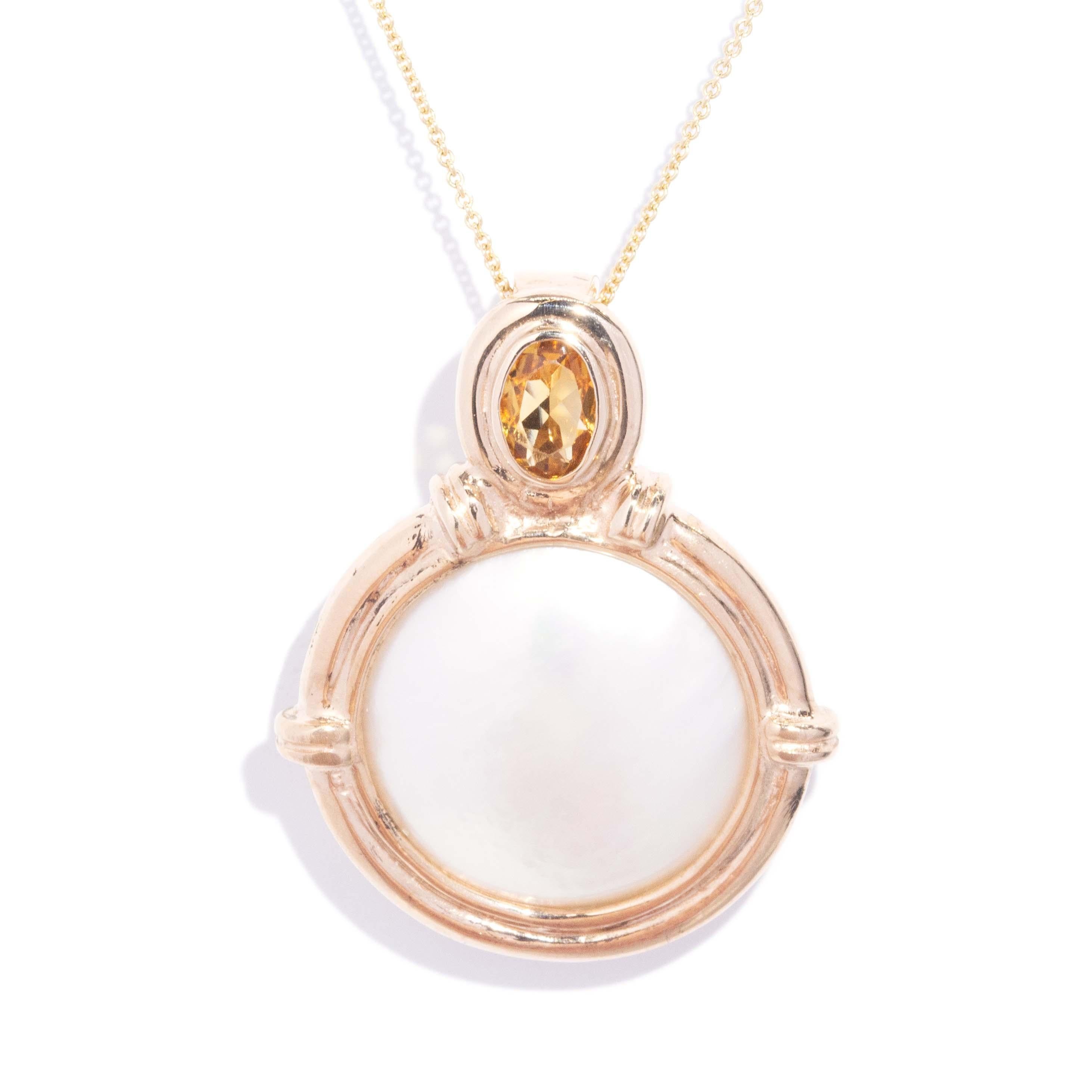 Vintage Circa 1990s Mabe Pearl & Citrine Enhancer Pendant 9 Carat Gold im Angebot 5