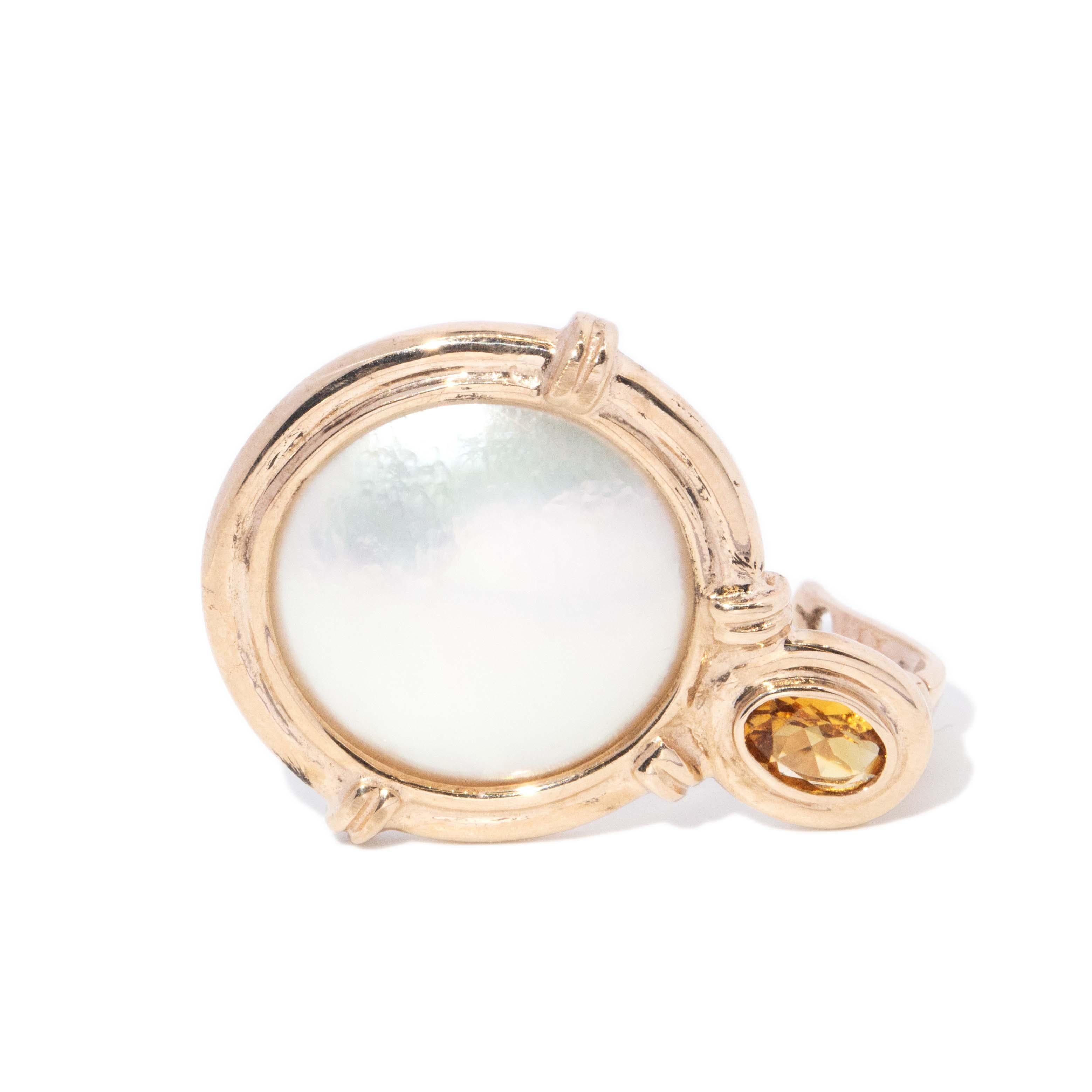 Vintage Circa 1990s Mabe Pearl & Citrine Enhancer Pendant 9 Carat Gold im Angebot 1