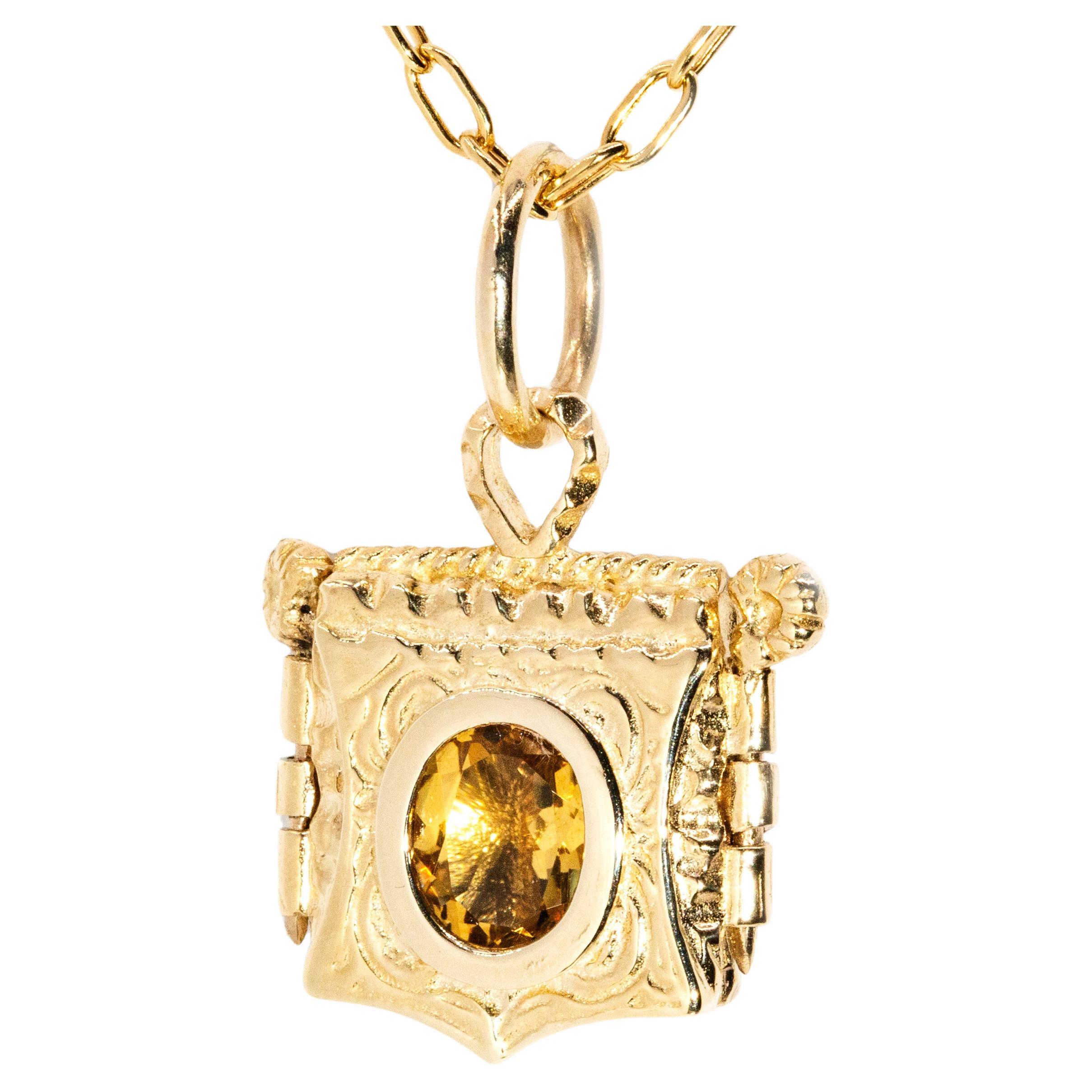 Vintage Circa 1990s Oval Citrine Pinned Book Locket & Chain 18 Carat Yellow Gold