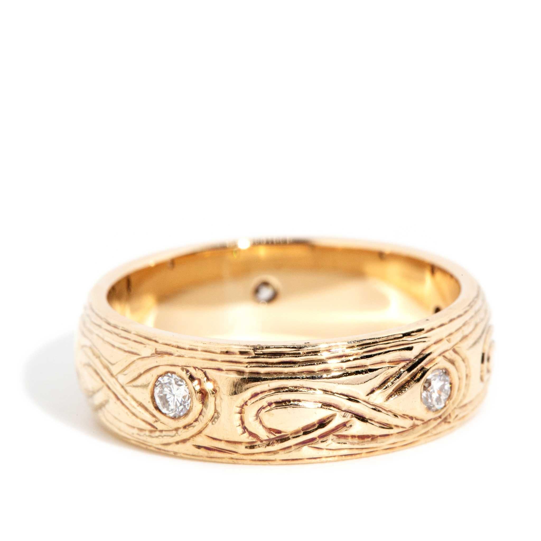 Modern Vintage Circa 1990s Patterned Diamond Wedding Band 9 Carat Yellow Gold For Sale