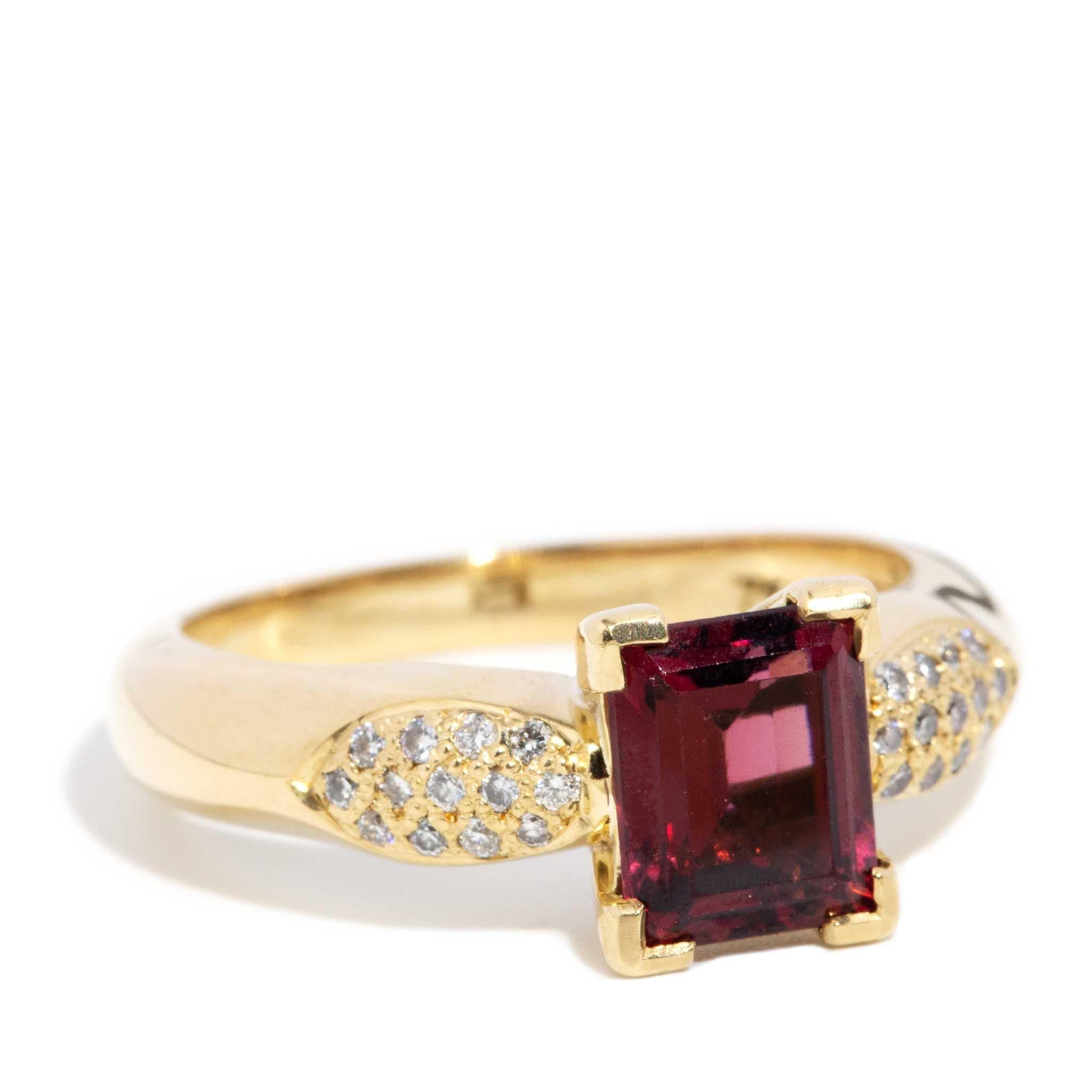 Modern Vintage Circa 1990s Rhodolite Garnet & Diamond Ring 18 Carat Yellow Gold For Sale