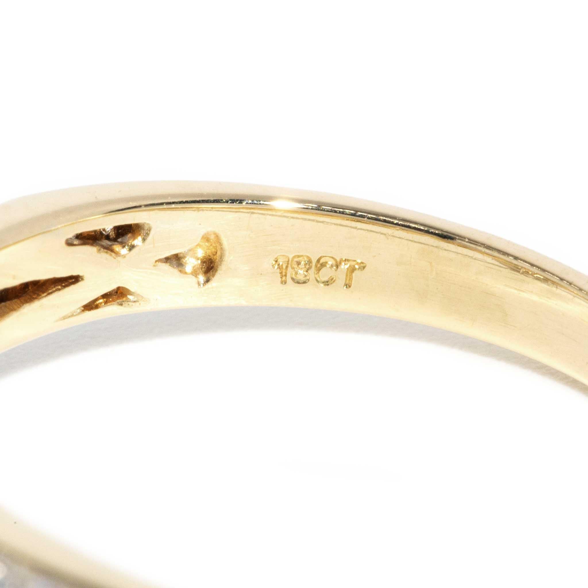 Vintage Circa 1990s Anillo Halo Diamante Brillante Redondo 18 Quilates Oro Blanco Amarillo 6