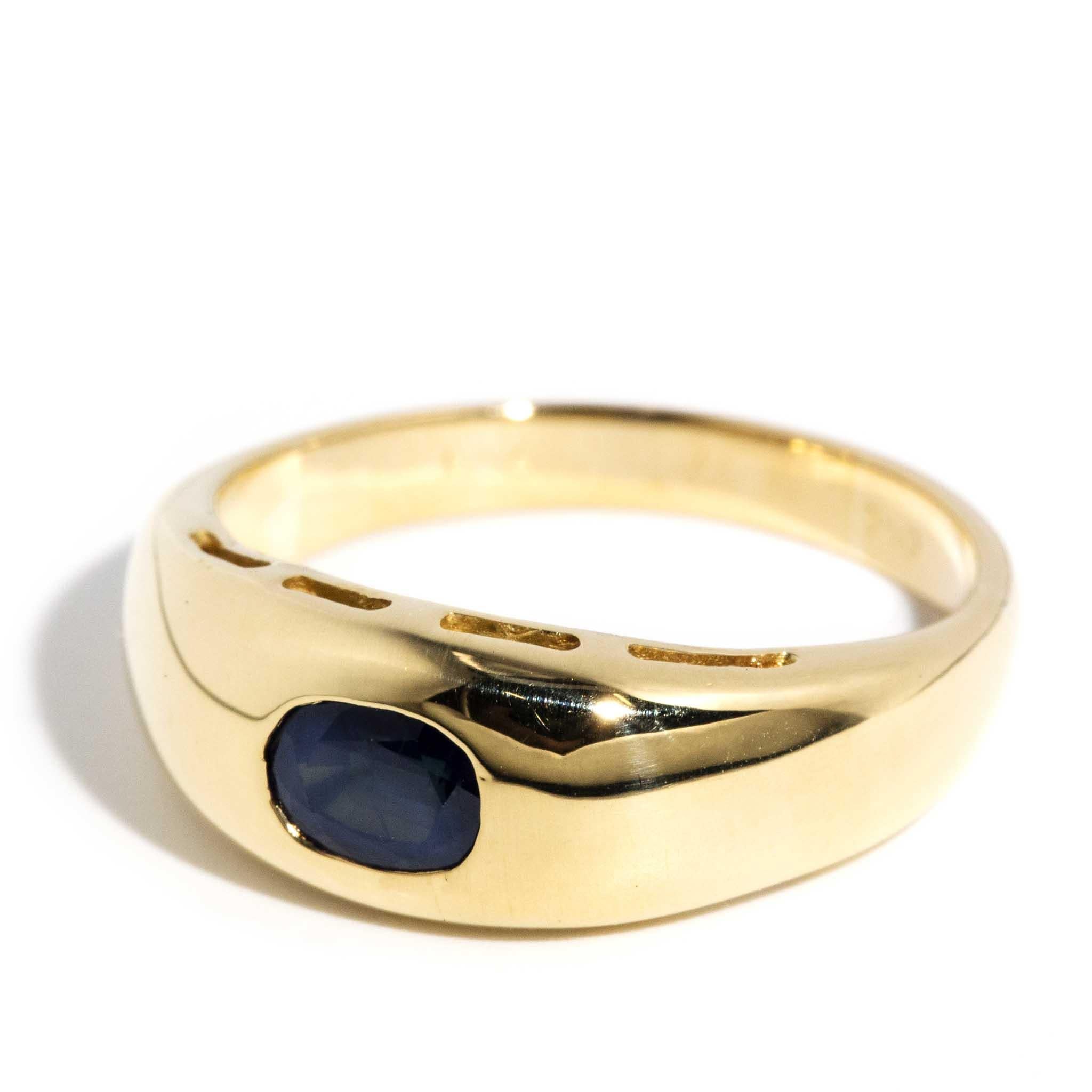 Oval Cut Vintage Circa 1990s Rubover Oval Sapphire Domed Band 18 Carat Yellow Gold For Sale