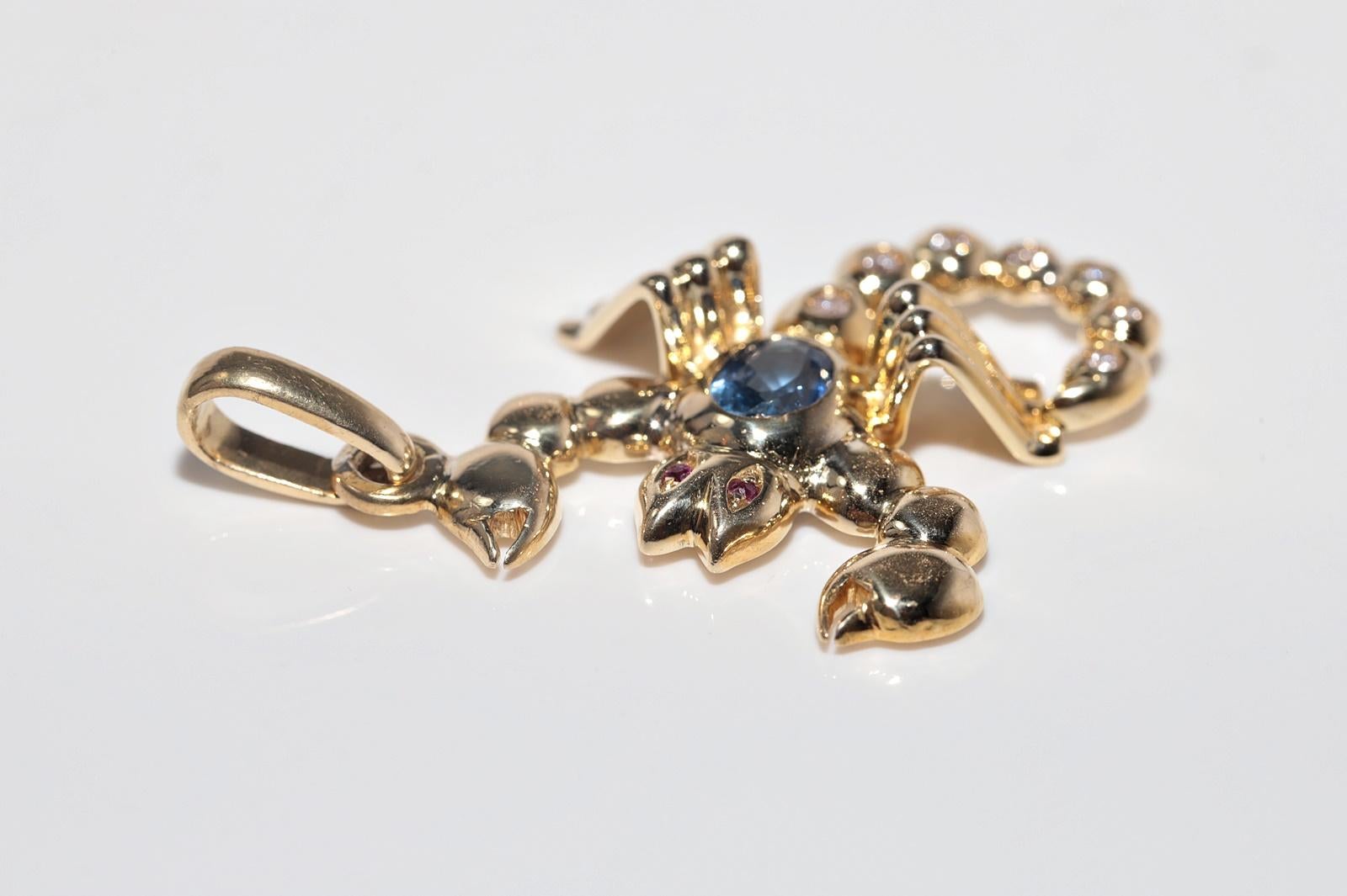 Vintage CIRCA 1990er Skorpion Design Naturdiamant und Edelstein-Anhänger (Brillantschliff) im Angebot