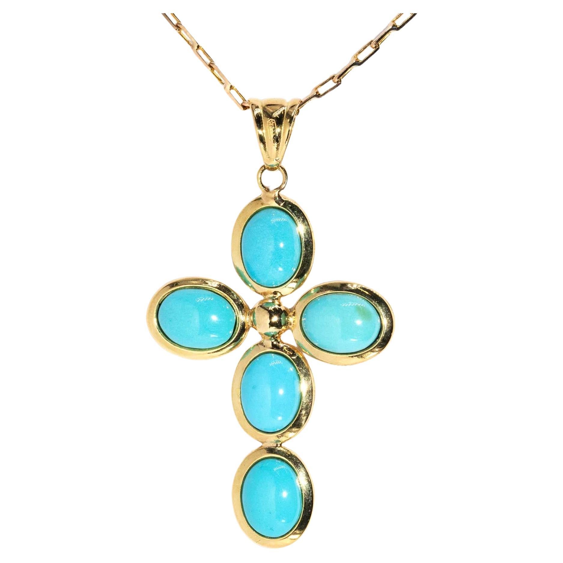 Vintage Circa 1990s Turquoise Cabochon Pendant & Chain 14 Carat Yellow Gold For Sale