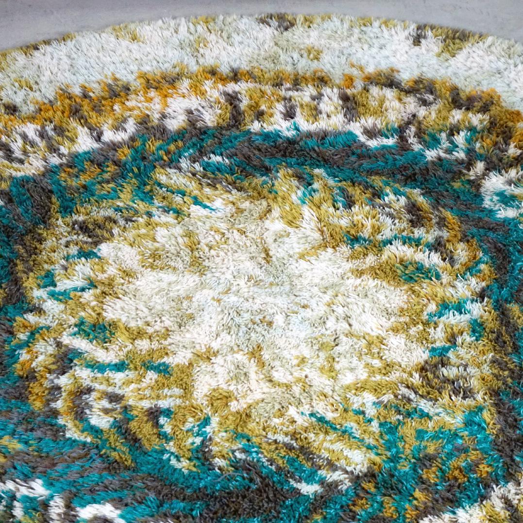 Mid-Century Modern Vintage Circular beige, brown and turquoise Wool Rya Rug For Sale