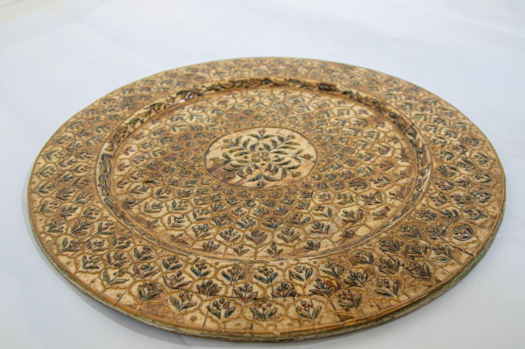 Vintage Circular Tray with Mughal Peacock Tail Pattern India 1950s 3