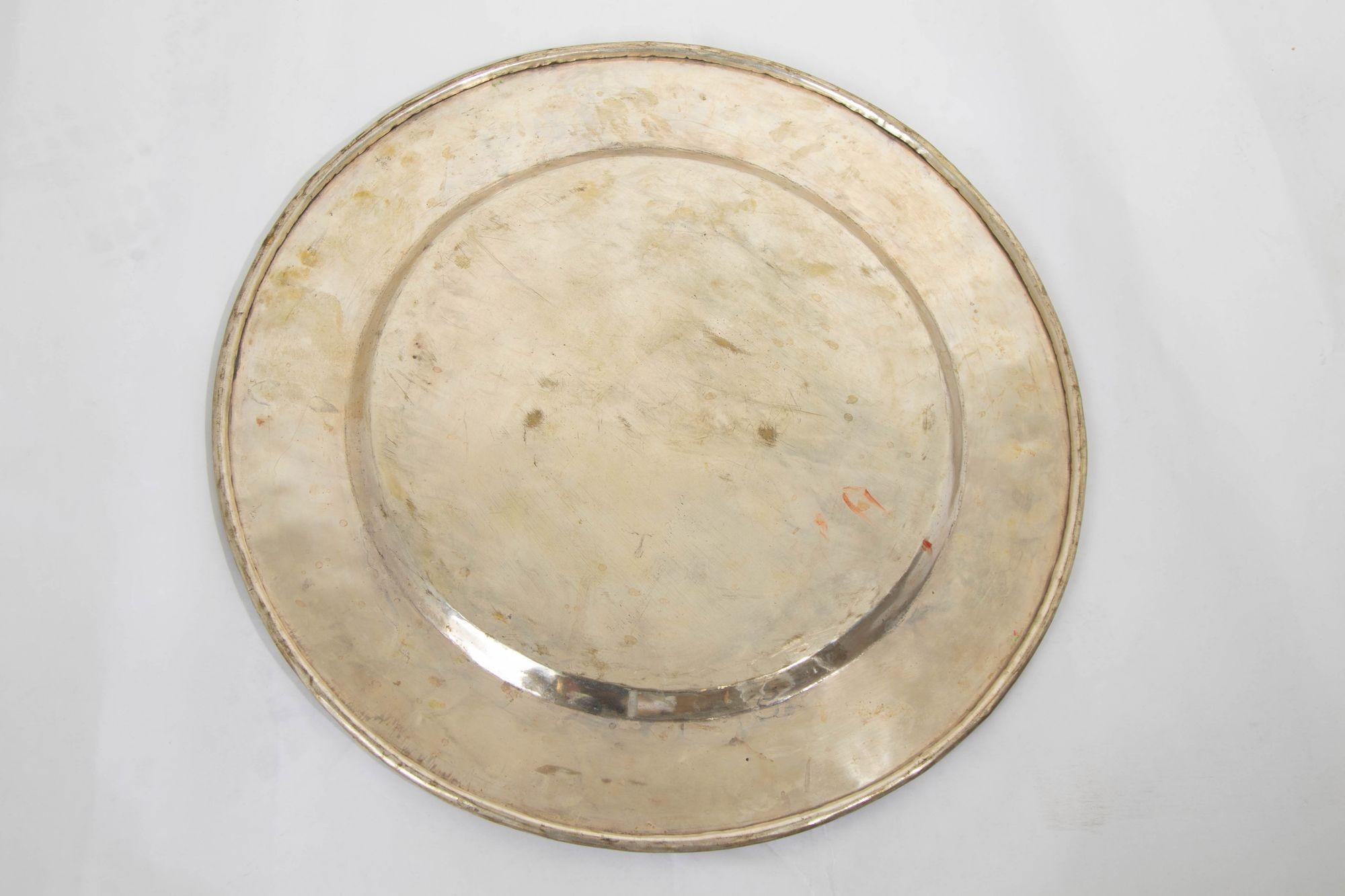 Vintage Circular Tray with Mughal Peacock Tail Pattern India 1950s 6