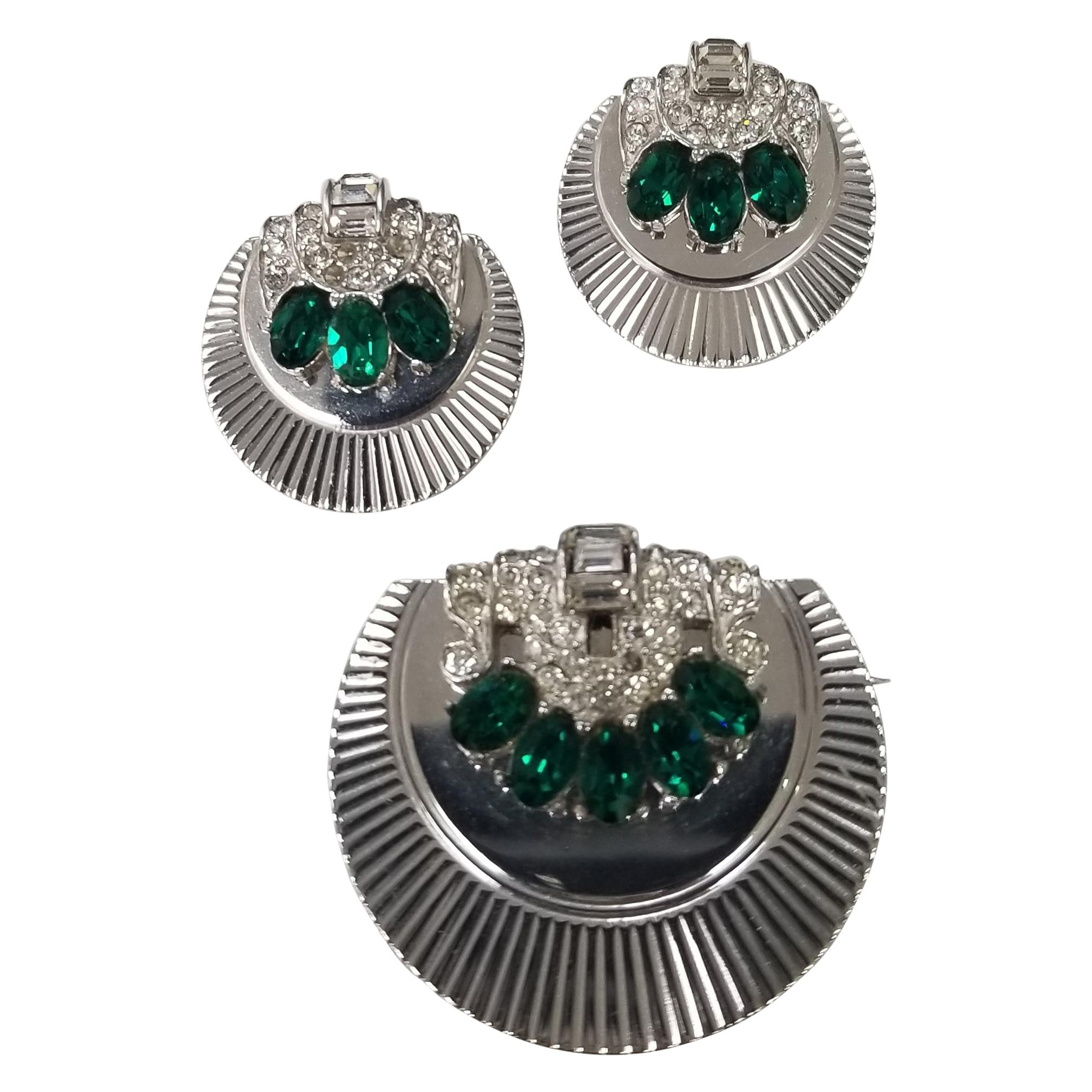 Vintage CIRO Green Rhinestone Fan Brooch and Earring Set For Sale