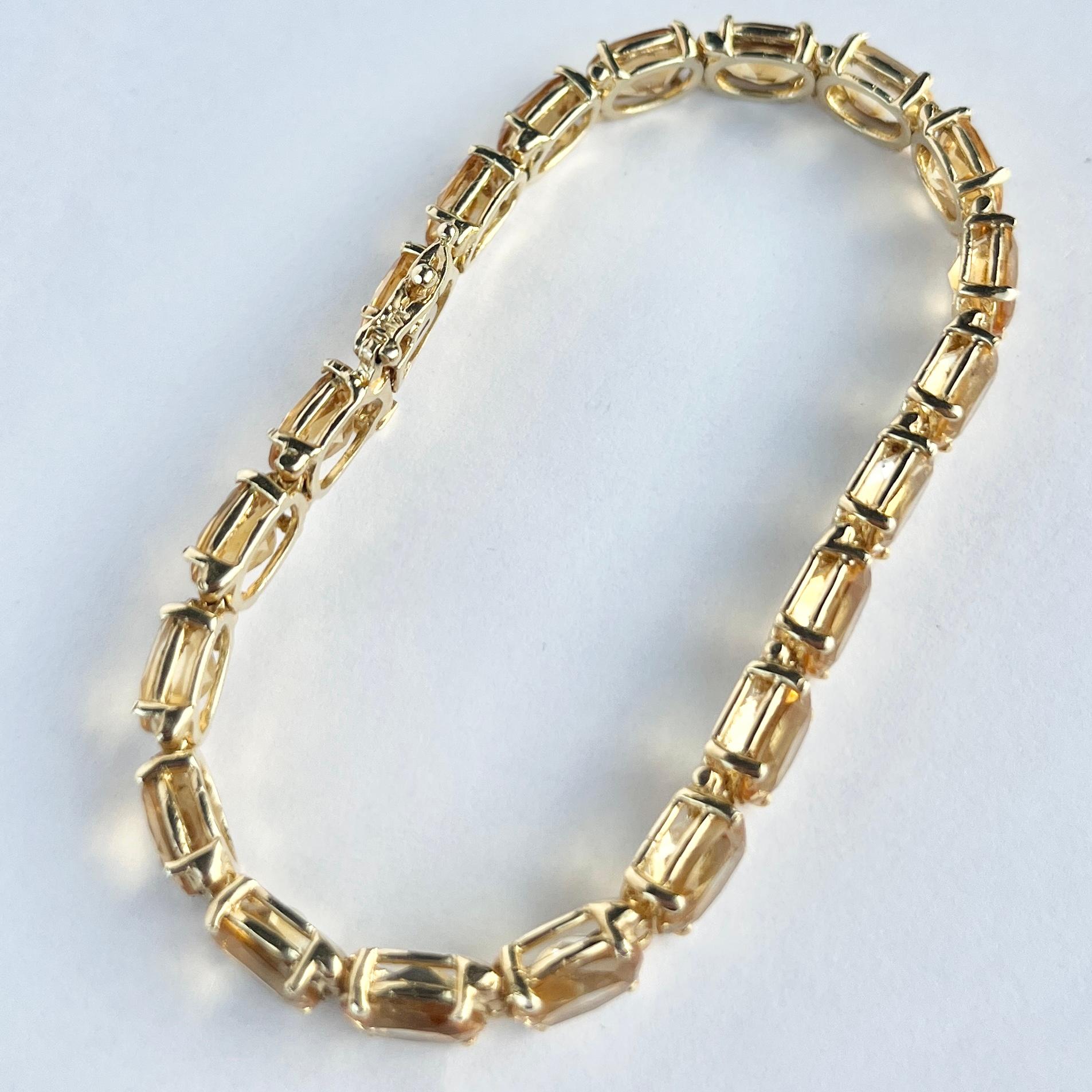 Vintage Citrine and 14 Carat Gold Bracelet In Good Condition For Sale In Chipping Campden, GB