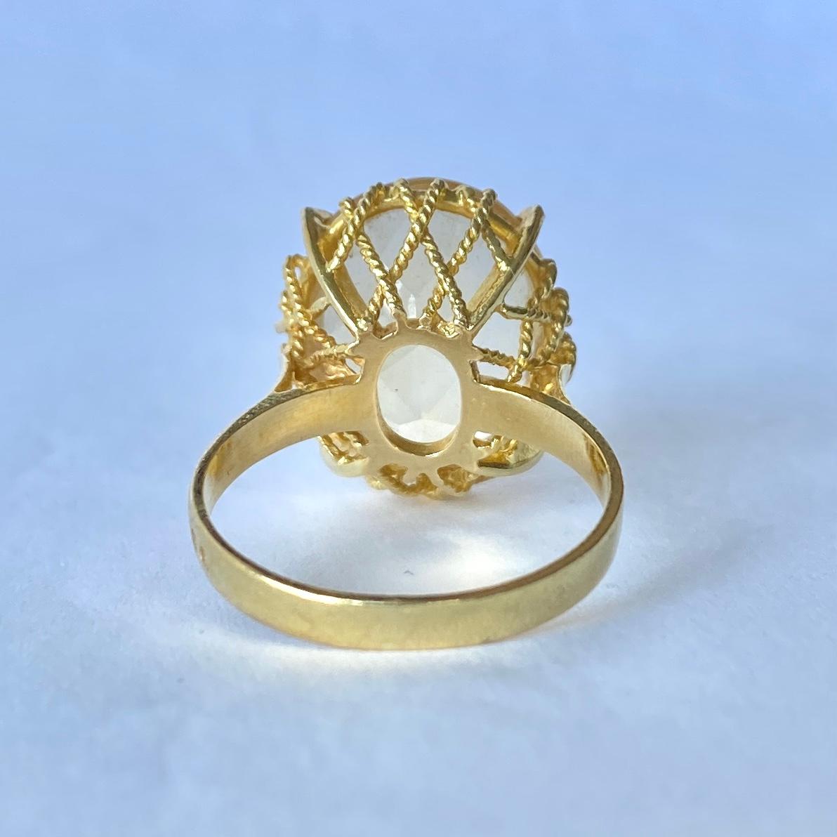 The setting this ring is made up of stunning rope twisted basket weave detail which cradles the gorgeous yellow citrine stone. The detail is exquisite and unusual. 

Ring Size: N 1/2 or 7 
Stone Dimensions: 17x14mm 

Weight: 6.2g