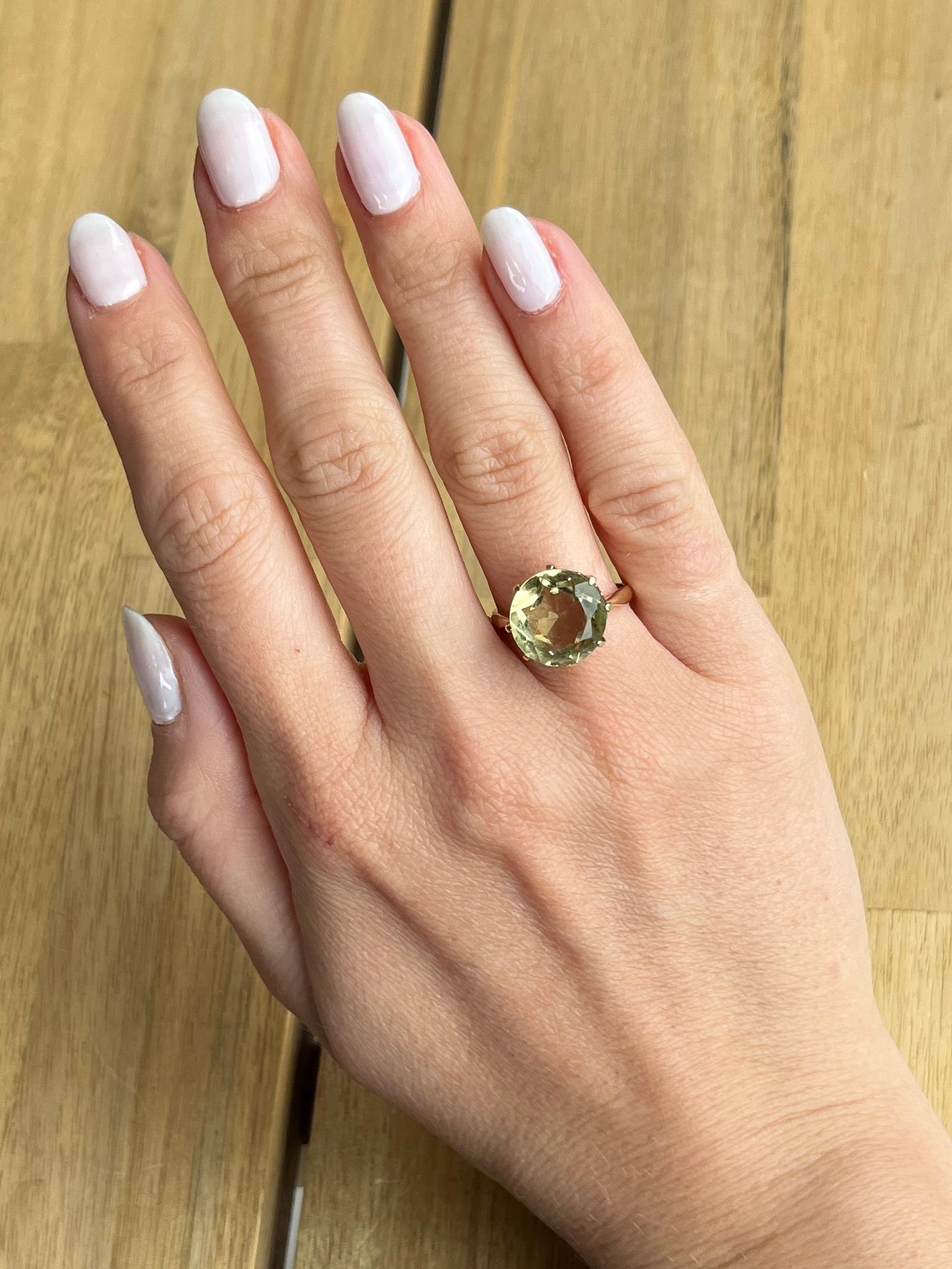 Cocktailring aus Citrin und 9 Karat Gold mit Citrin (Rundschliff) im Angebot