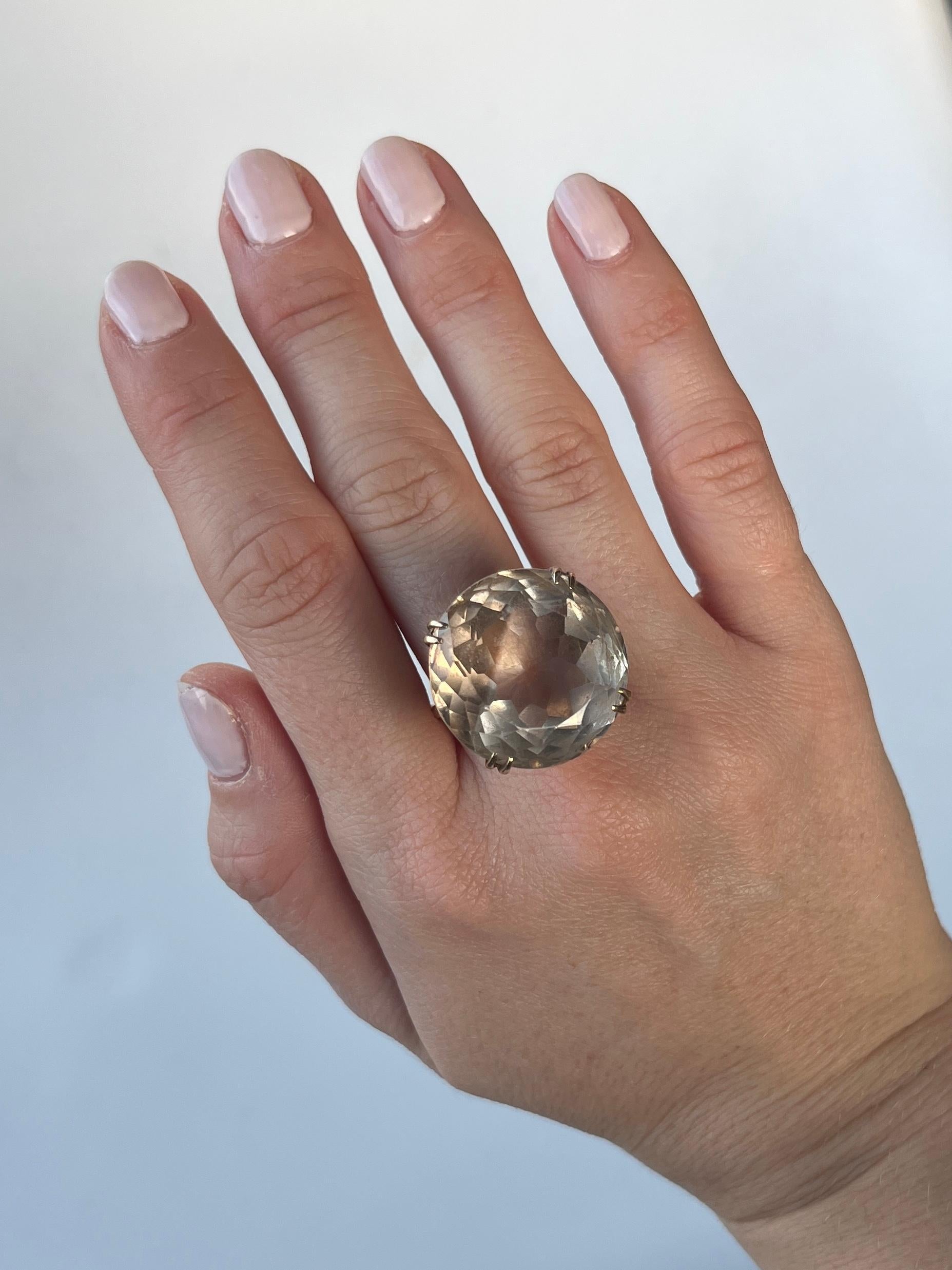 Cocktailring aus Citrin und 9 Karat Gold mit Citrin (Rundschliff) im Angebot