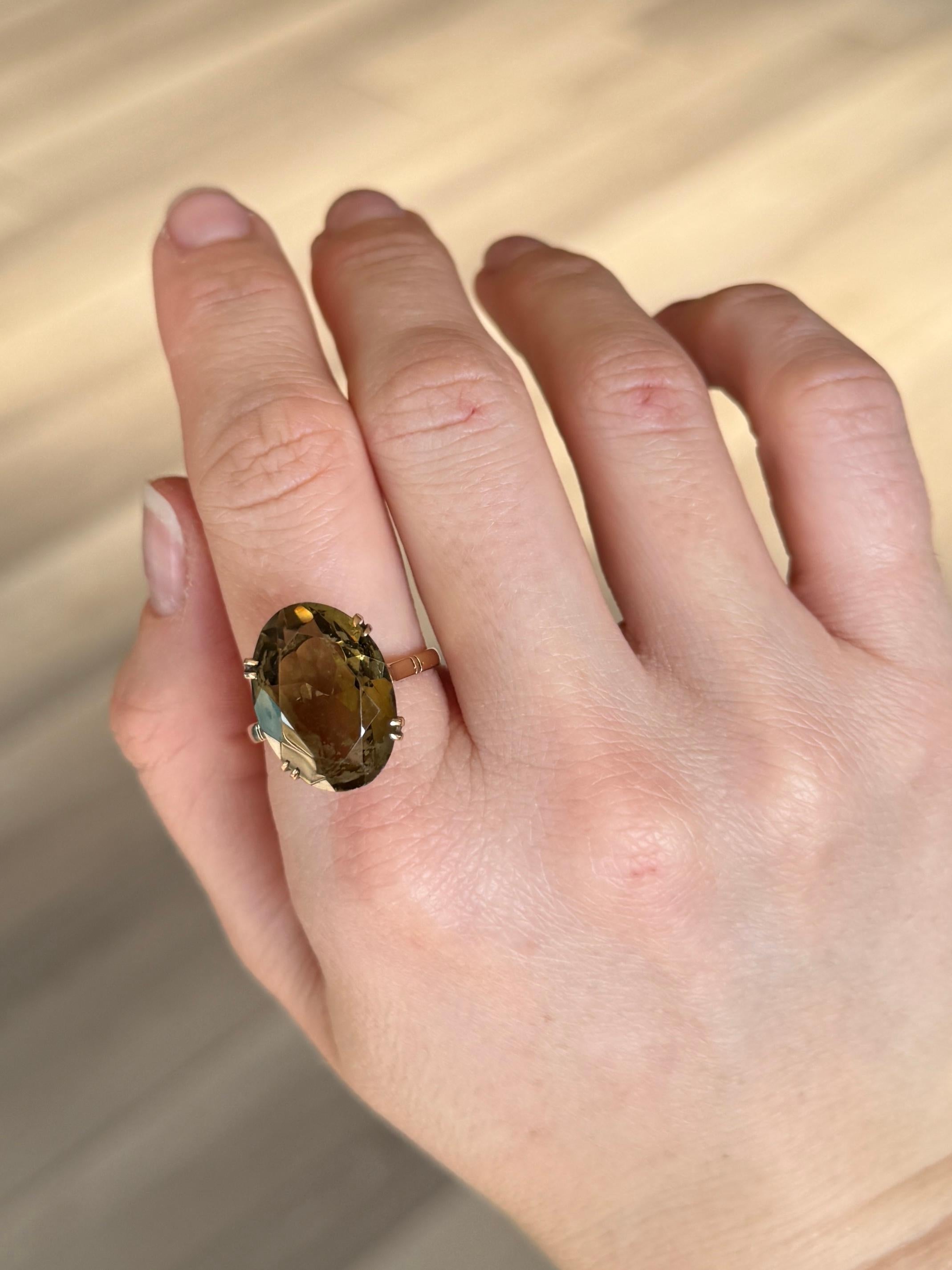 Oval Cut Vintage Citrine and 9 Carat Gold Cocktail Ring For Sale