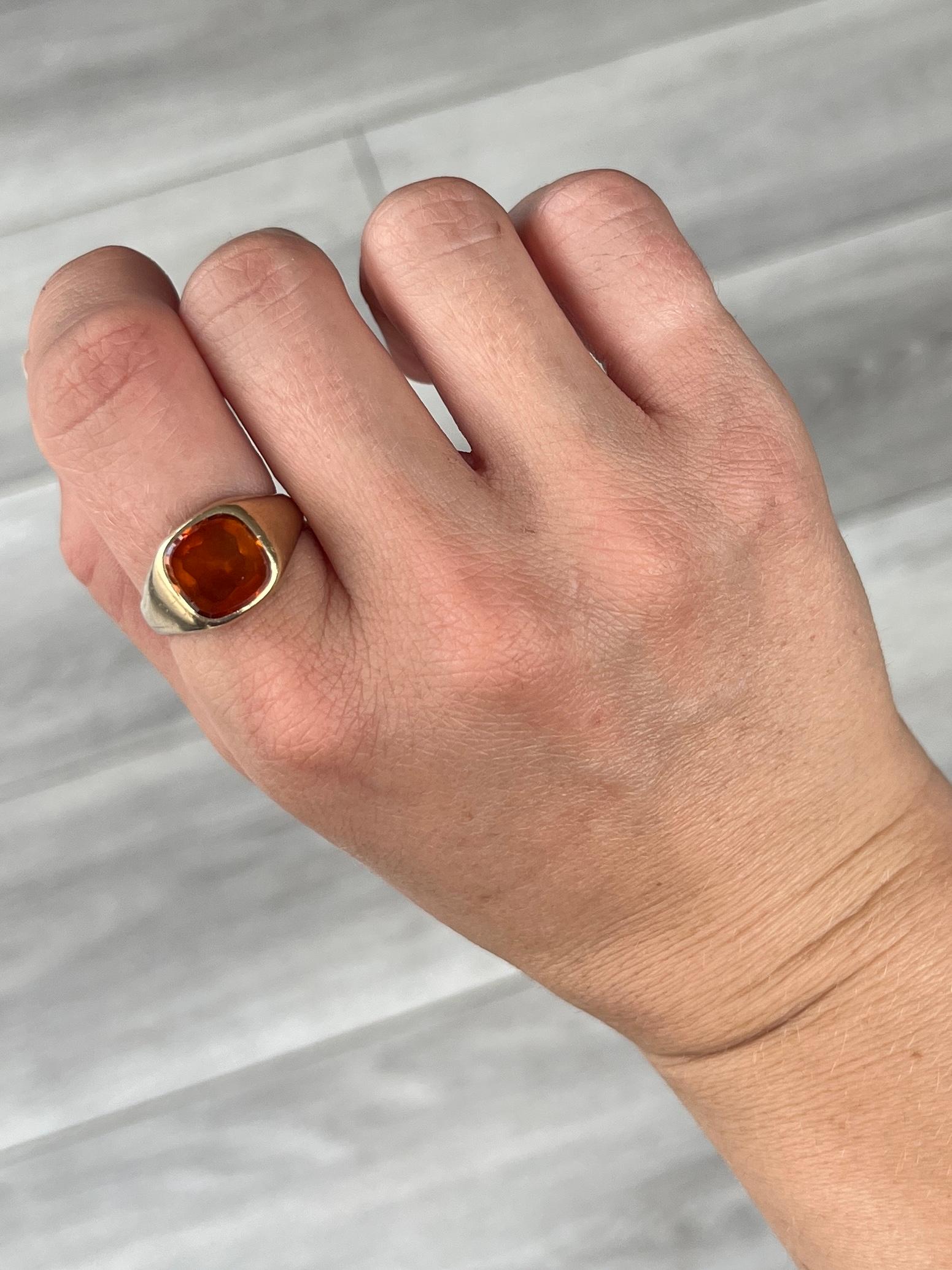 Vintage Citrine and 9 Carat Gold Cocktail Ring In Good Condition In Chipping Campden, GB
