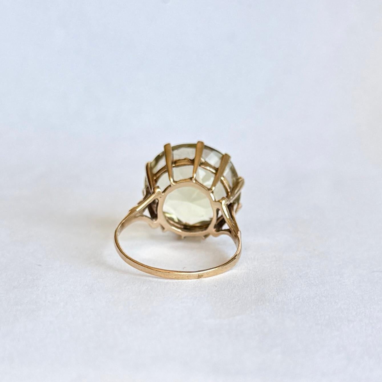 Anello cocktail vintage con citrino e oro 9 carati In condizioni buone in vendita a Chipping Campden, GB