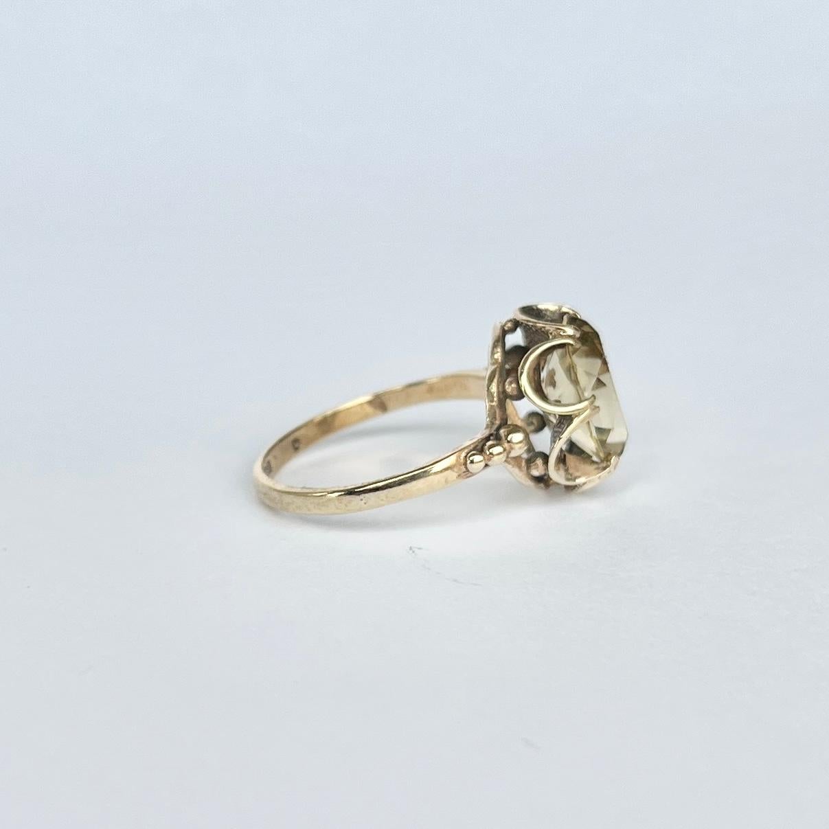 Women's Vintage Citrine and 9 Carat Gold Cocktail Ring For Sale