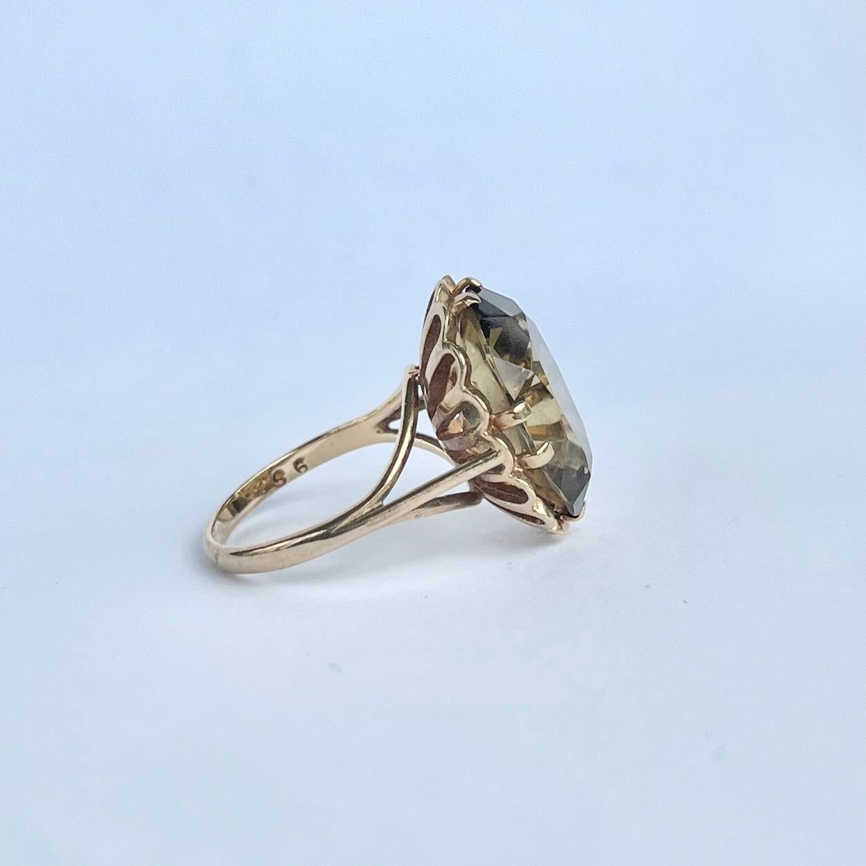 Women's Vintage Citrine and 9 Carat Gold Cocktail Ring For Sale