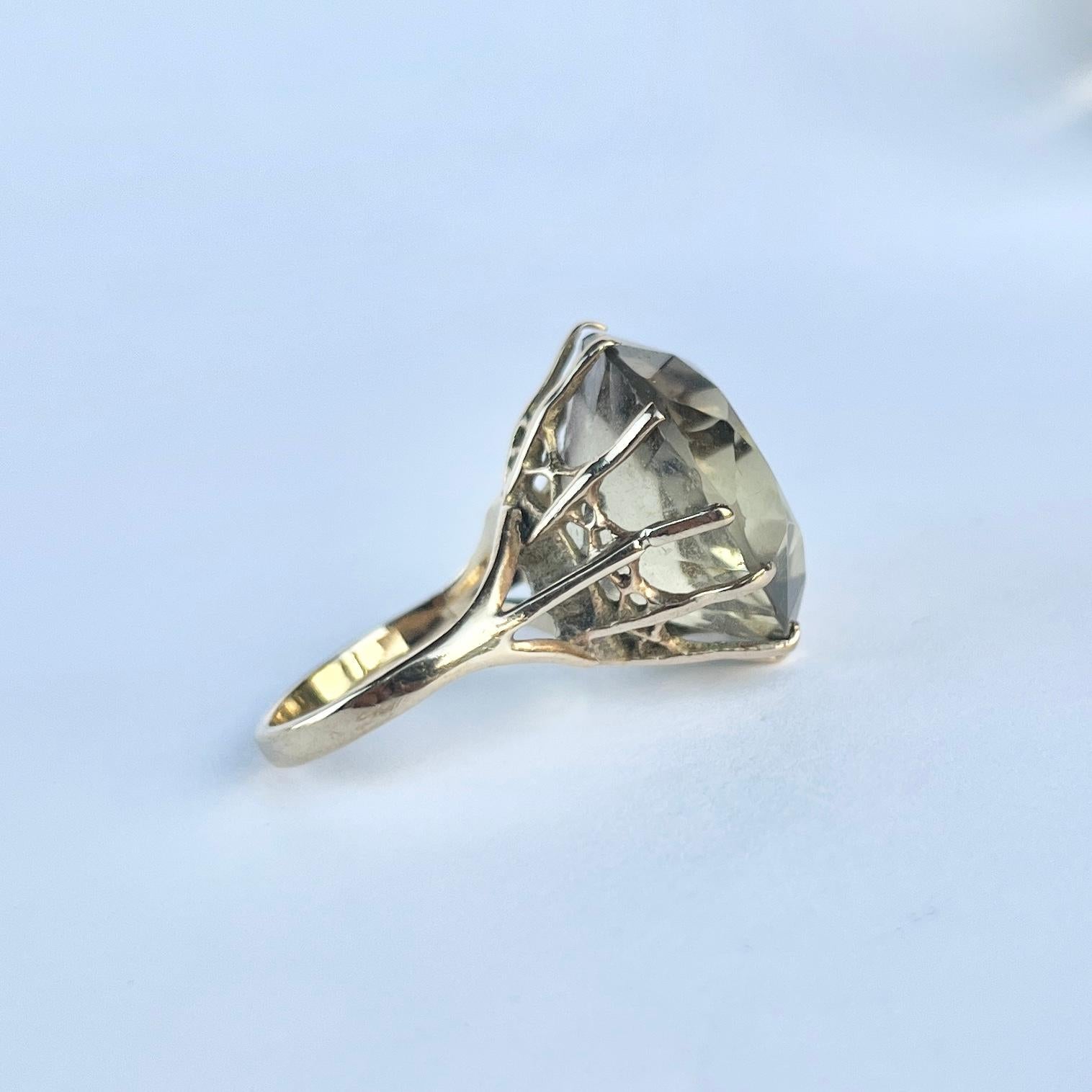Cocktailring aus Citrin und 9 Karat Gold mit Citrin Damen im Angebot